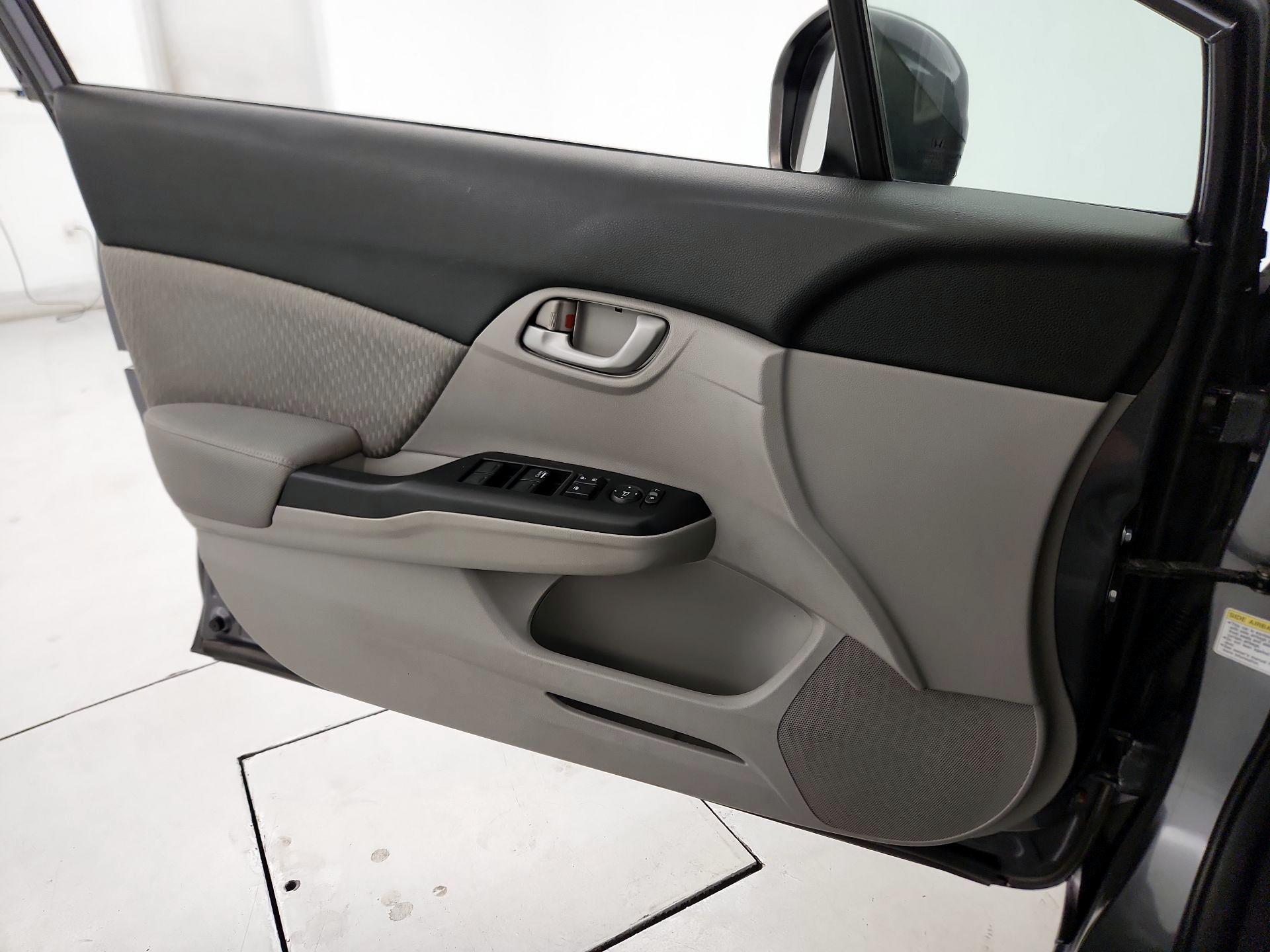 Thumbnail: 2014 Honda Civic - 12