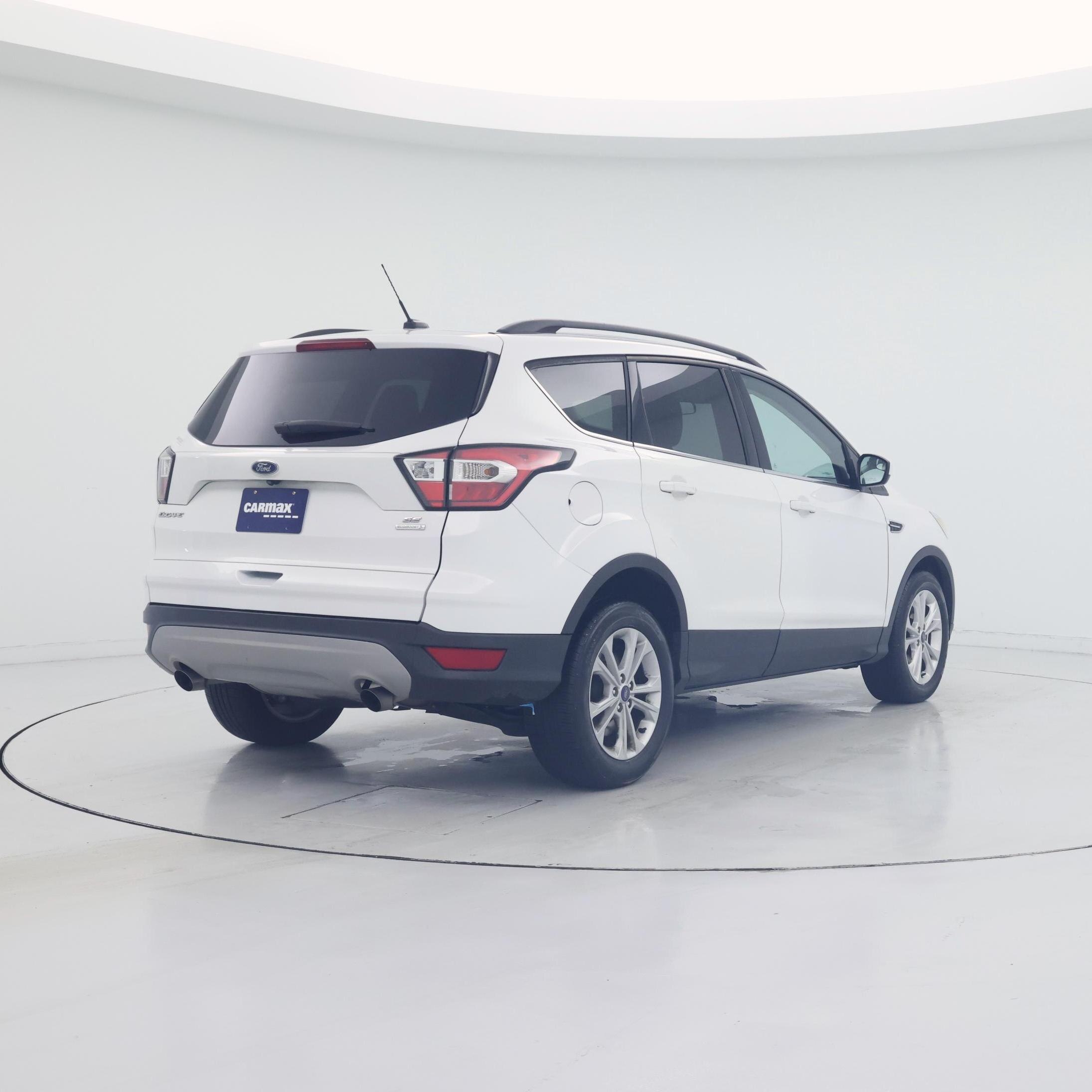 Thumbnail: 2018 Ford Escape - 8