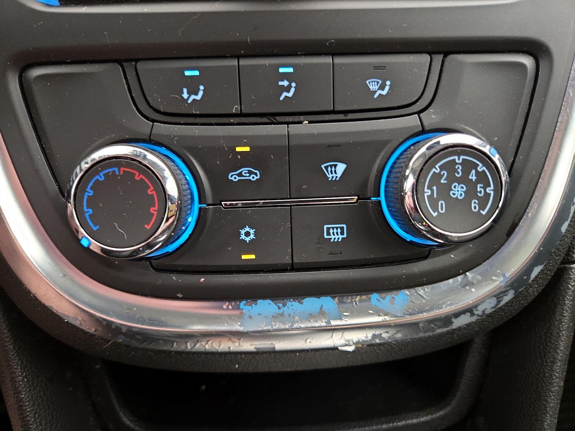 Thumbnail: 2016 Buick Encore - 16