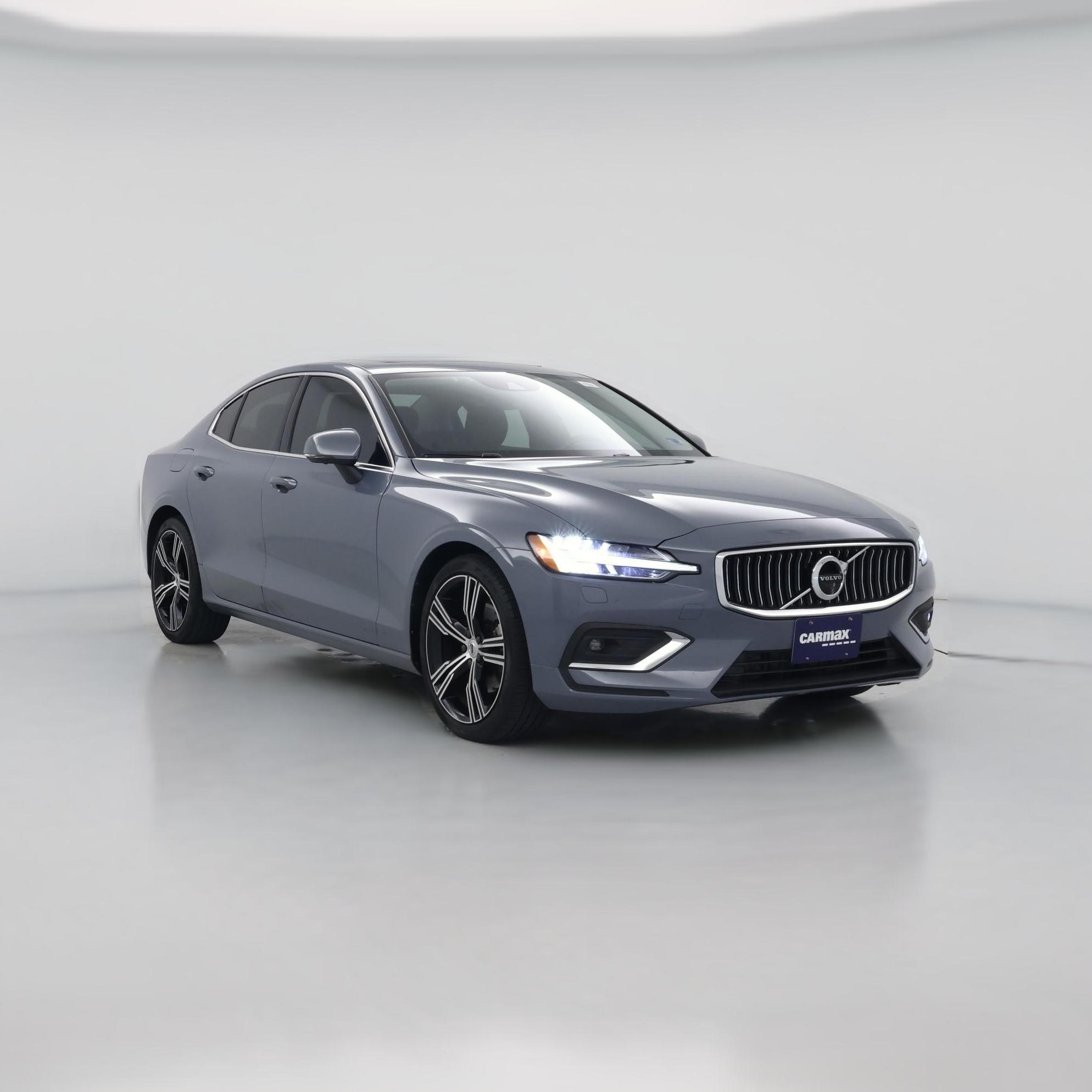 Thumbnail: 2022 Volvo S60 - 1