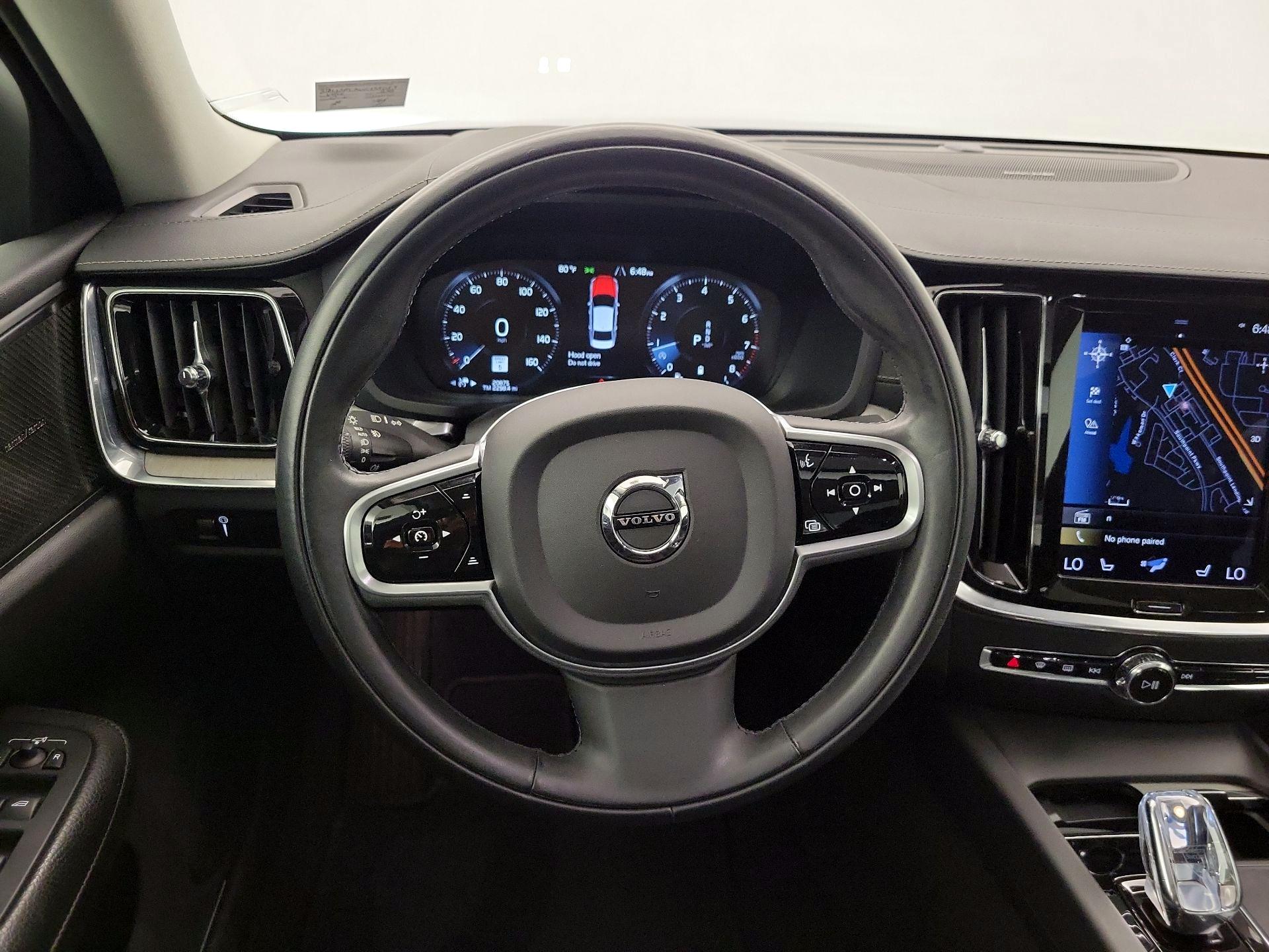 Thumbnail: 2022 Volvo S60 - 10