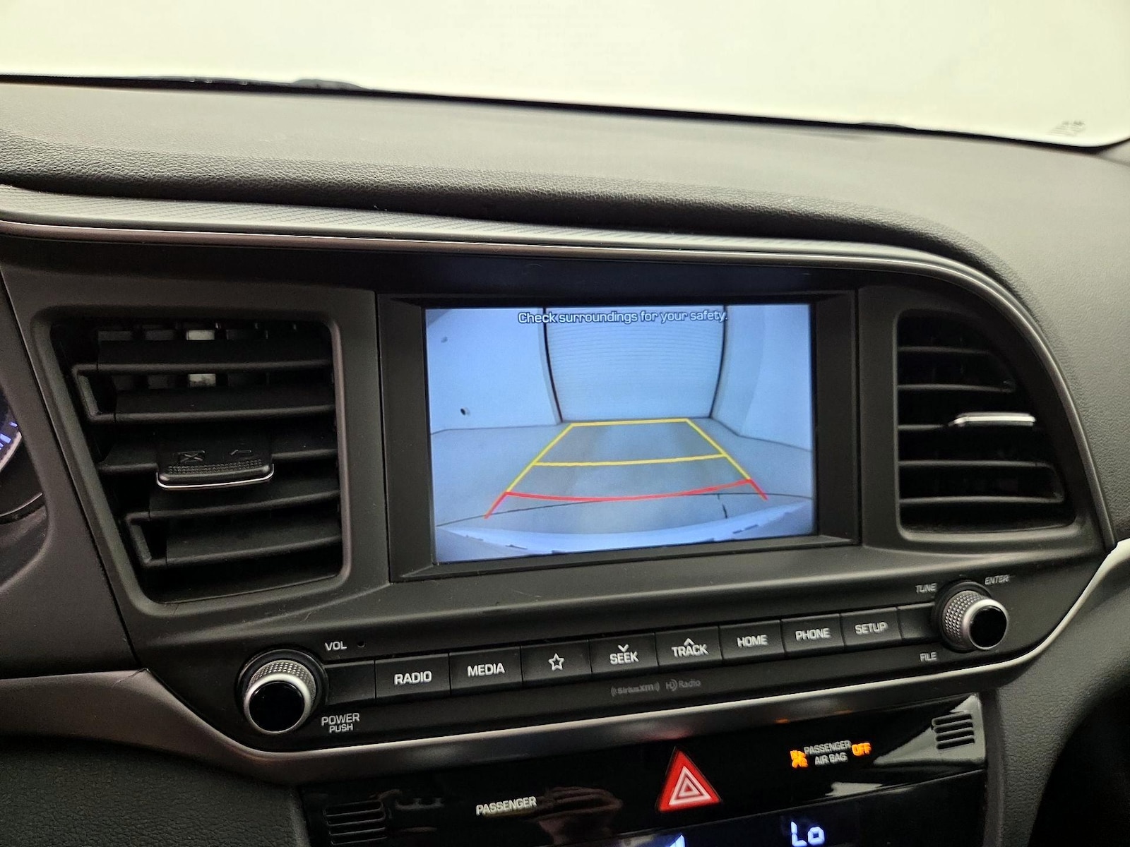 2020 Hyundai Elantra SEL - Photo 15