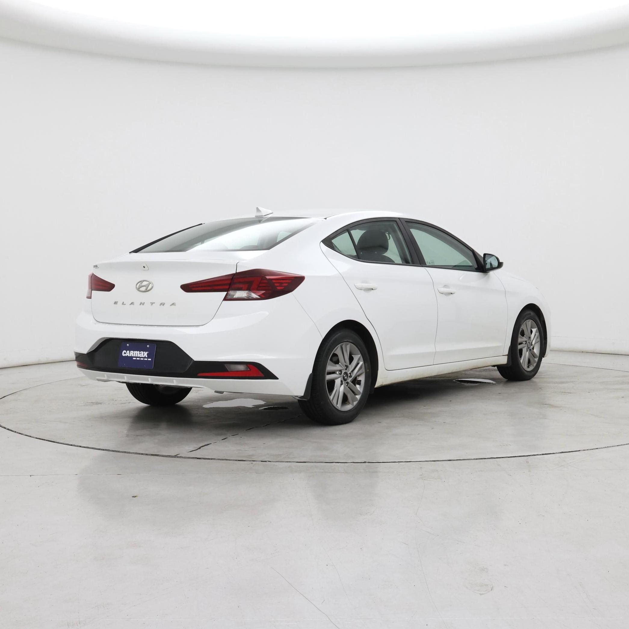 Thumbnail: 2020 Hyundai Elantra - 8