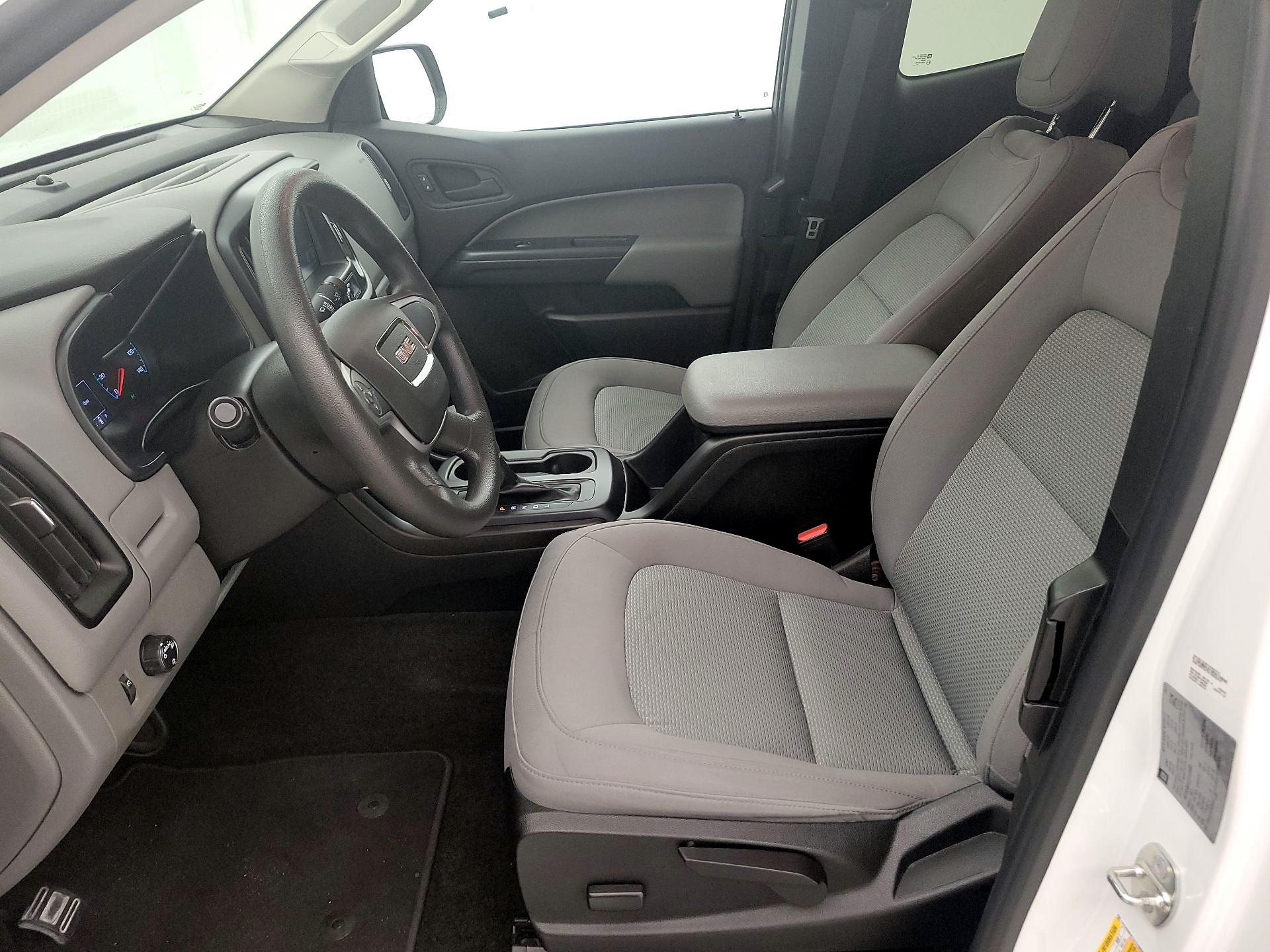 Thumbnail: 2018 GMC Canyon - 11