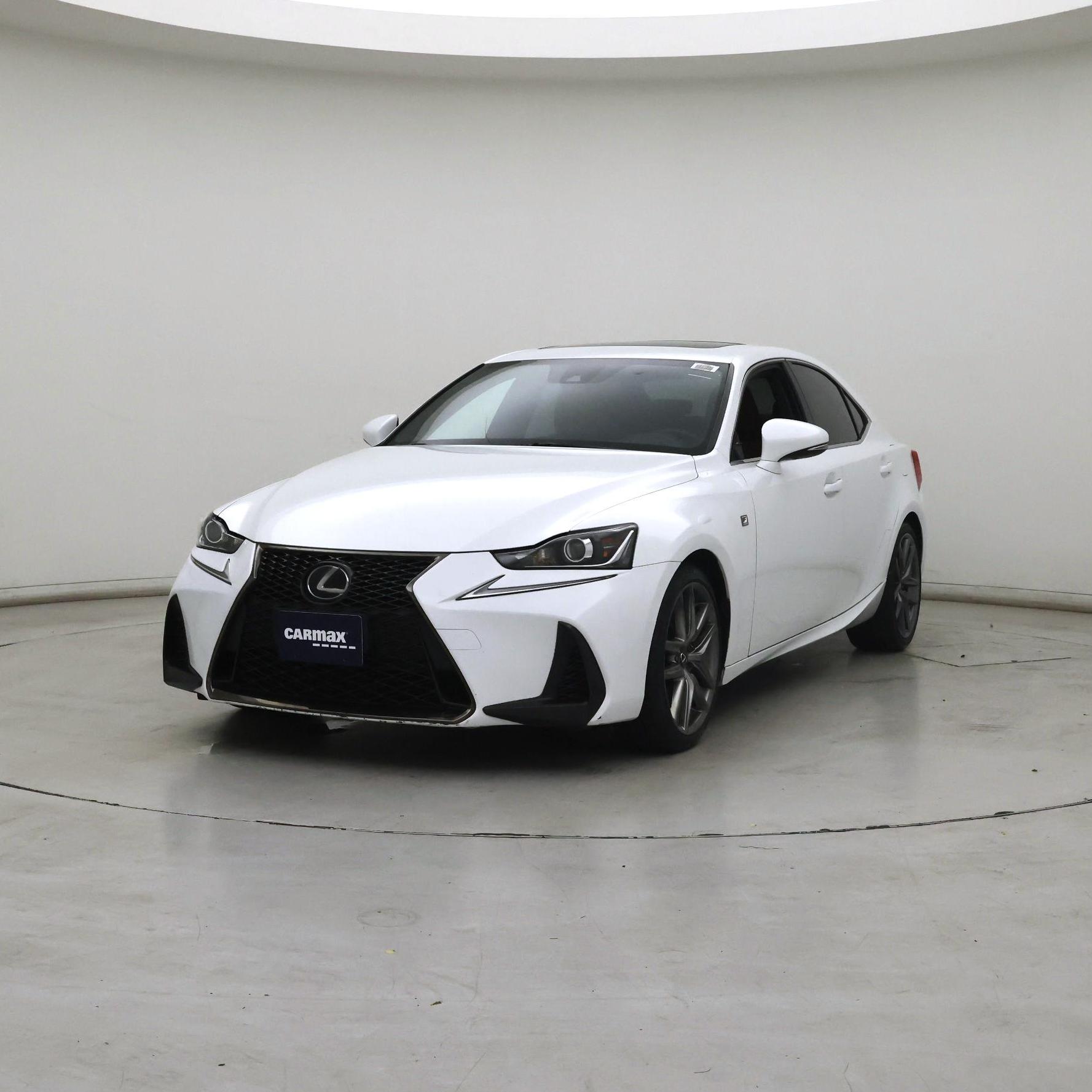 Thumbnail: 2019 Lexus IS - 4