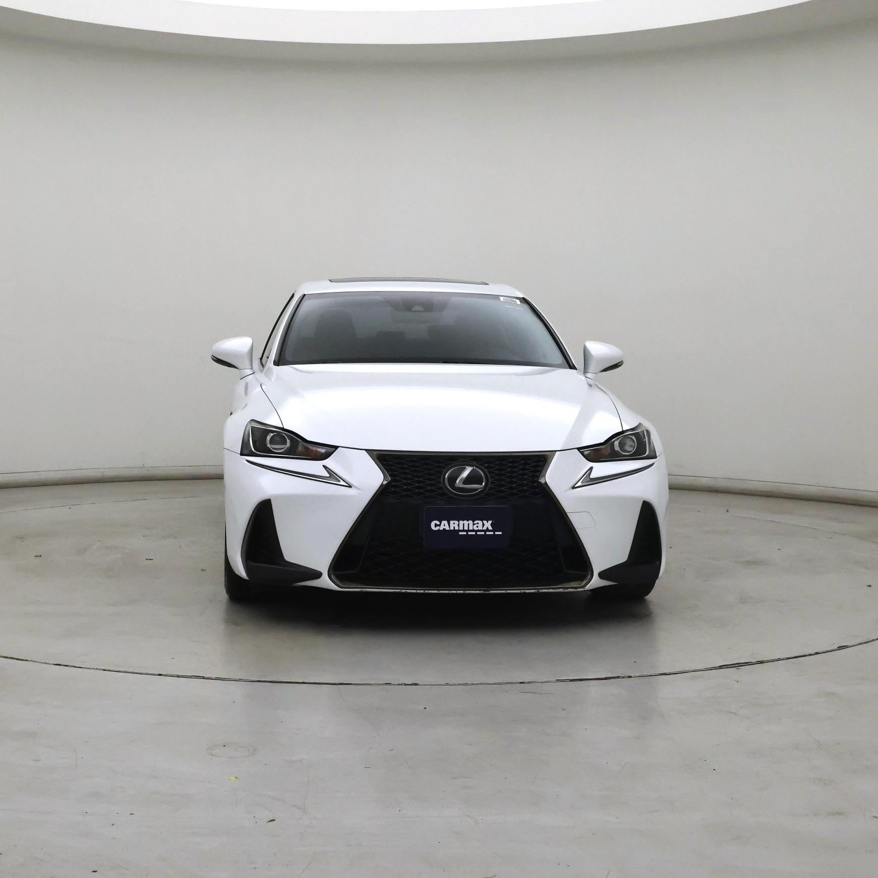 Thumbnail: 2019 Lexus IS - 5