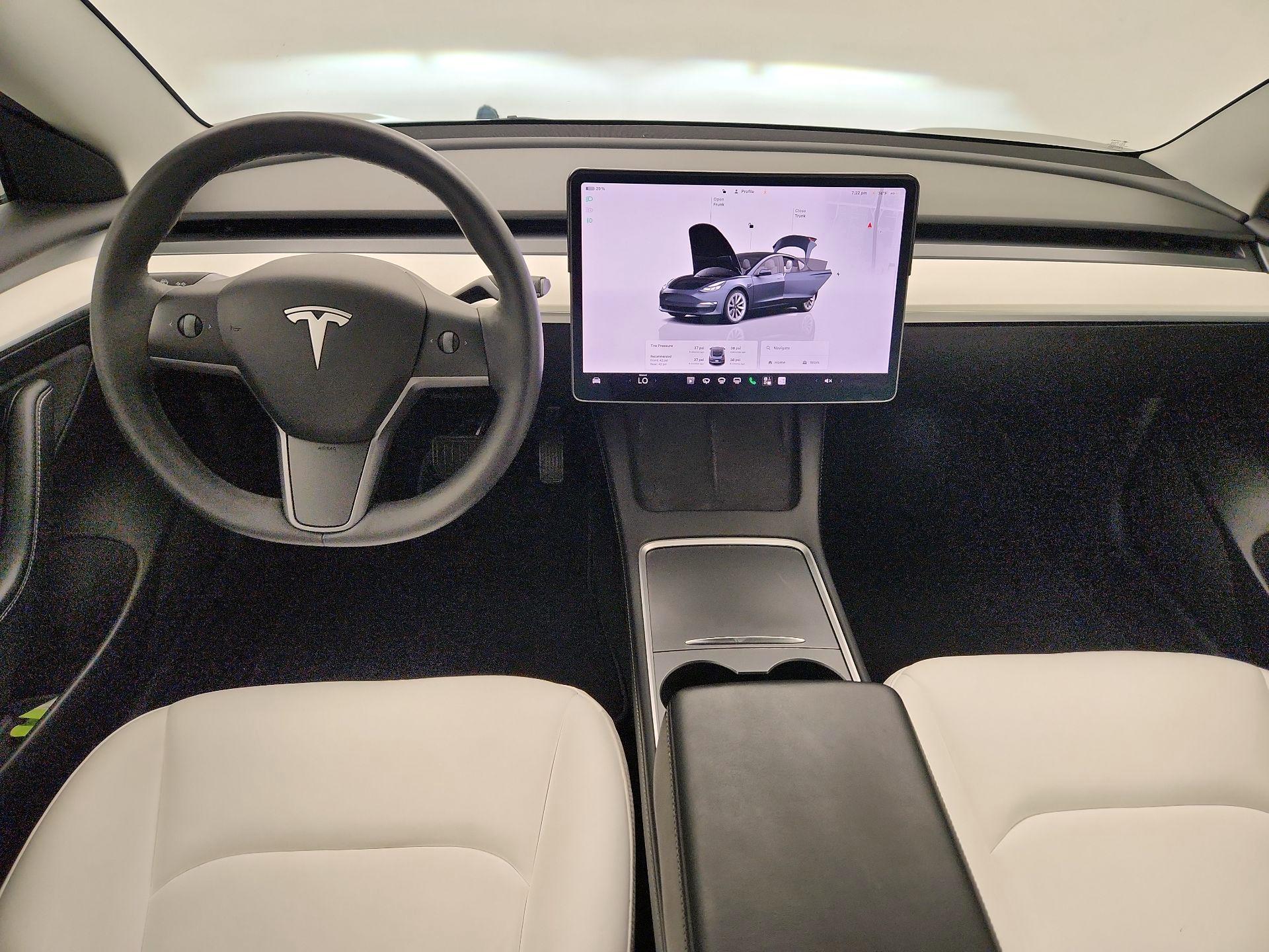 Thumbnail: 2022 Tesla Model 3 - 9
