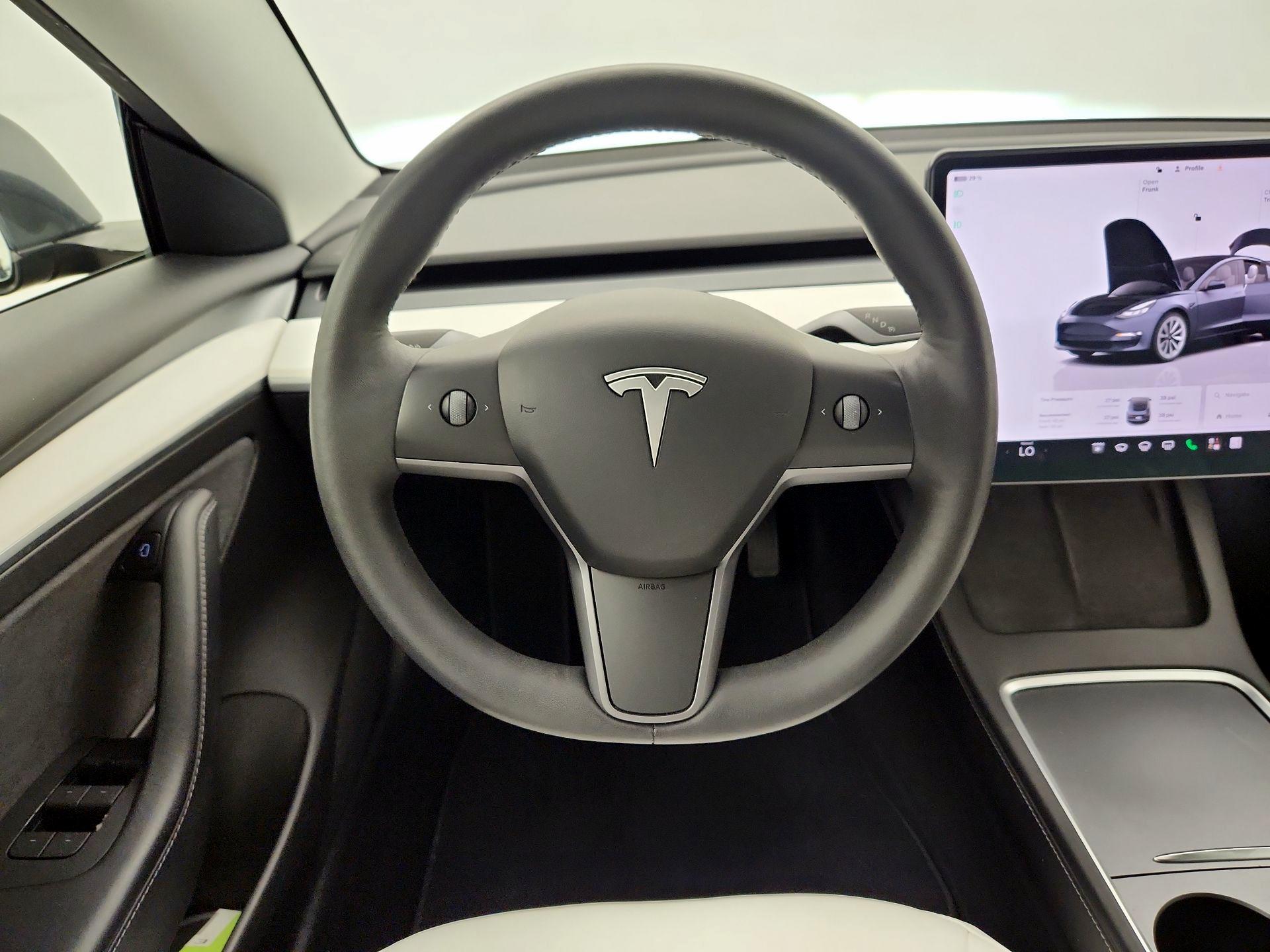 Thumbnail: 2022 Tesla Model 3 - 10