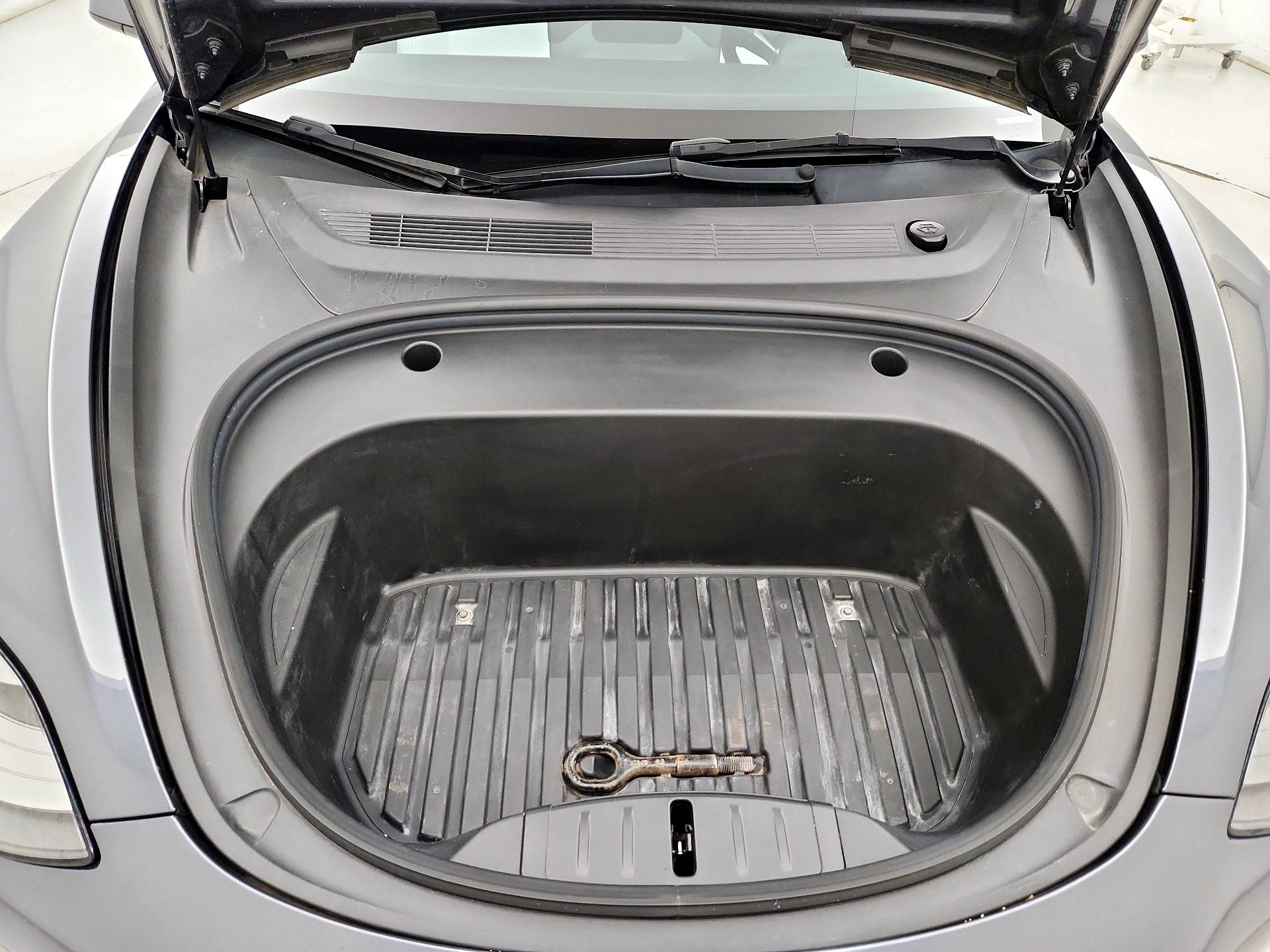 Thumbnail: 2022 Tesla Model 3 - 20