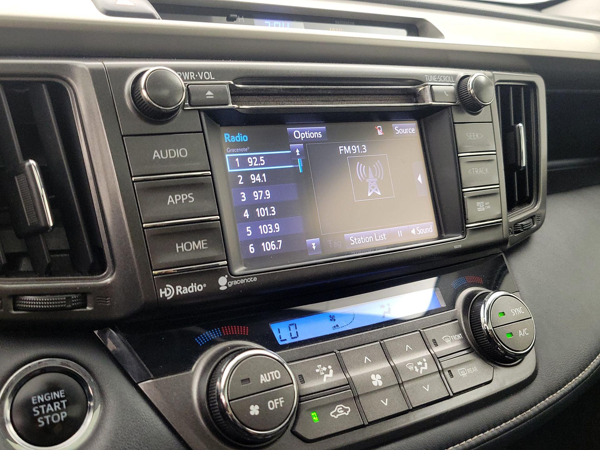 Thumbnail: 2015 Toyota RAV4 - 16