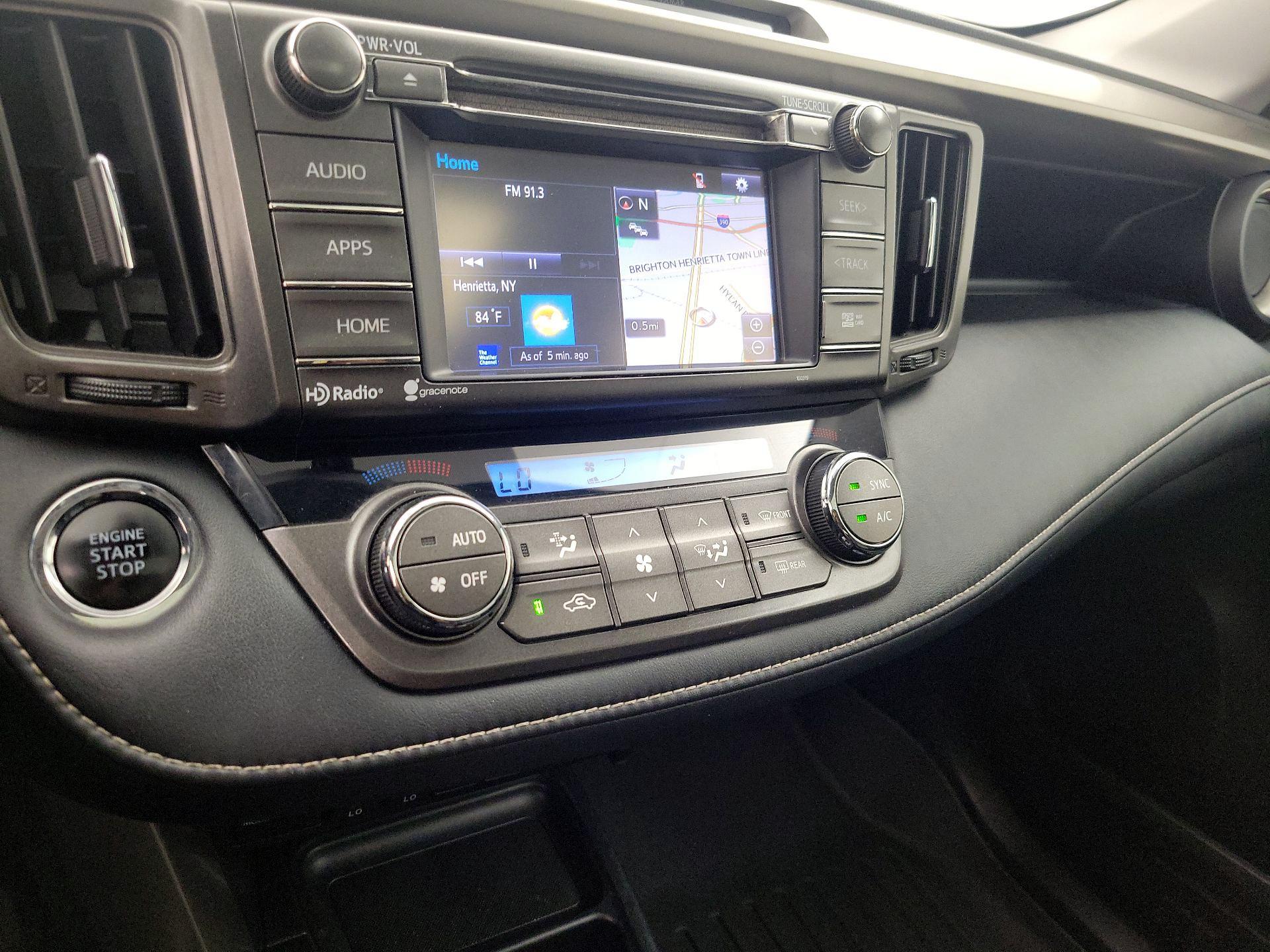 Thumbnail: 2015 Toyota RAV4 - 17