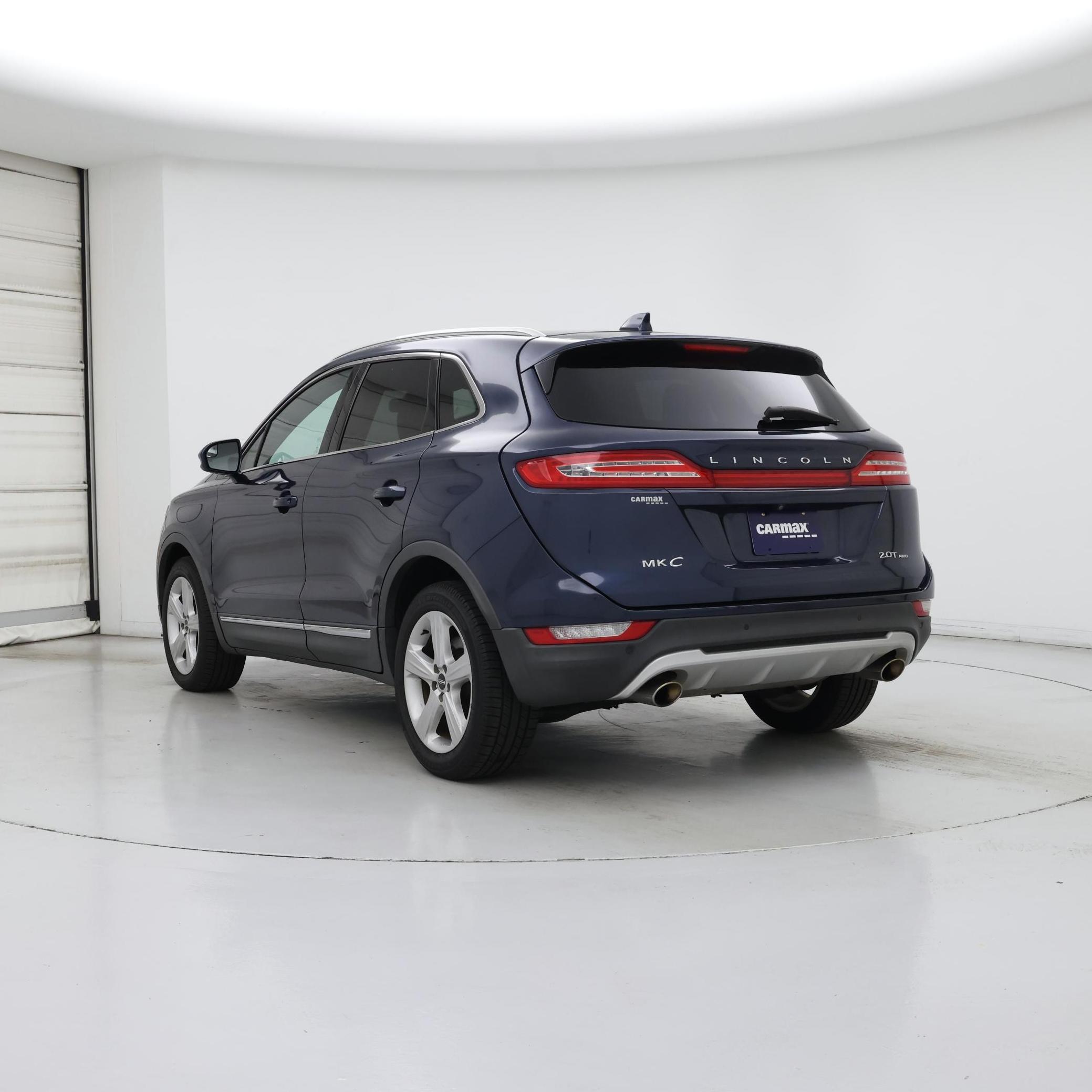 Thumbnail: 2017 Lincoln MKC - 2