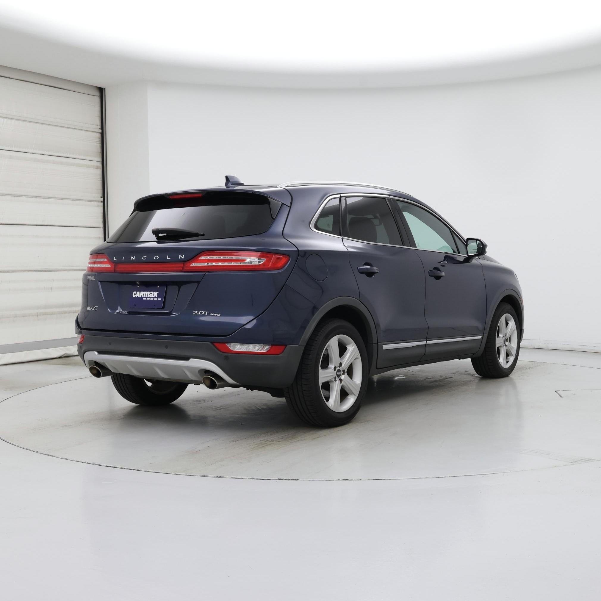 Thumbnail: 2017 Lincoln MKC - 8