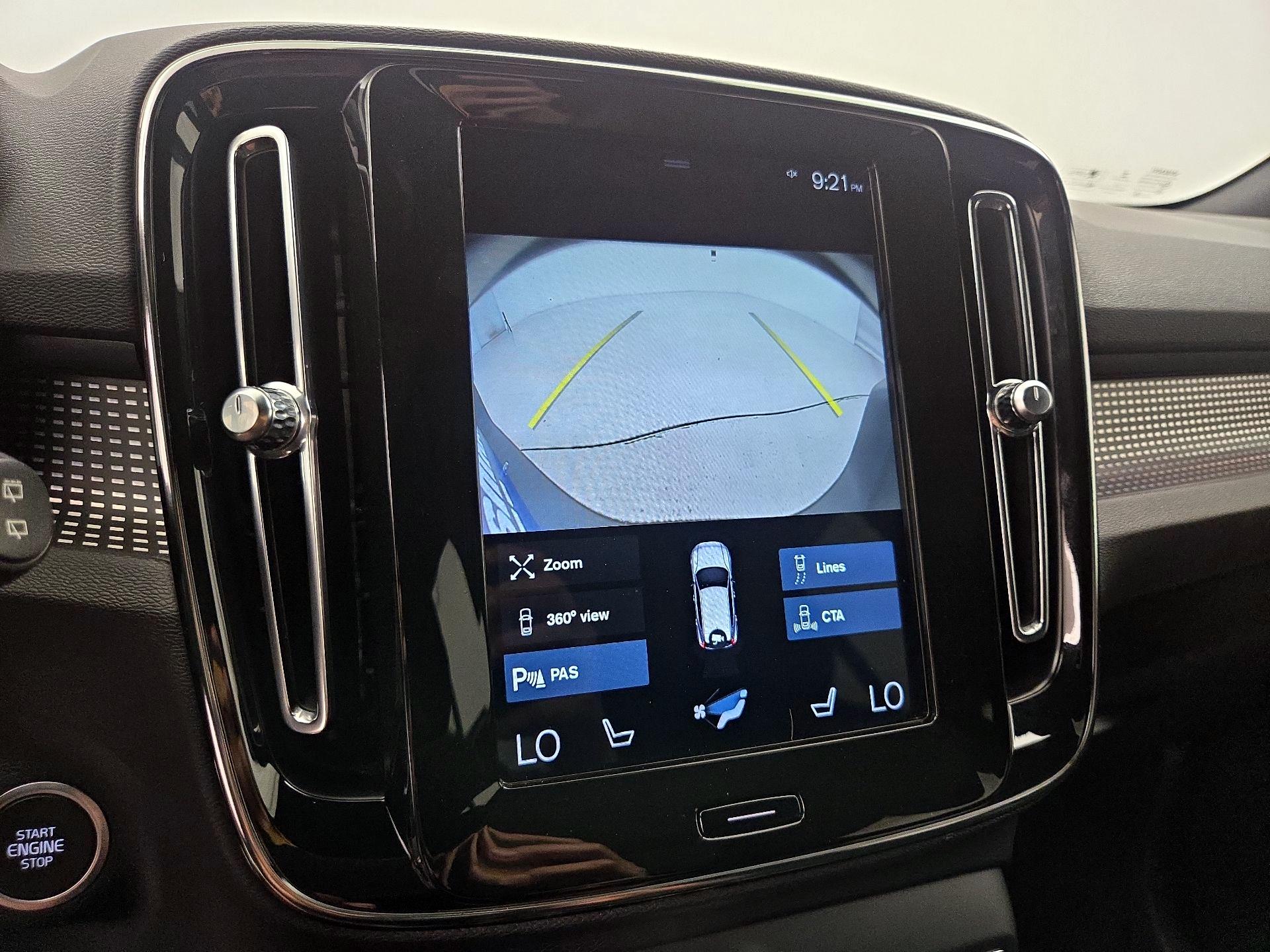 Thumbnail: 2020 Volvo XC40 - 15