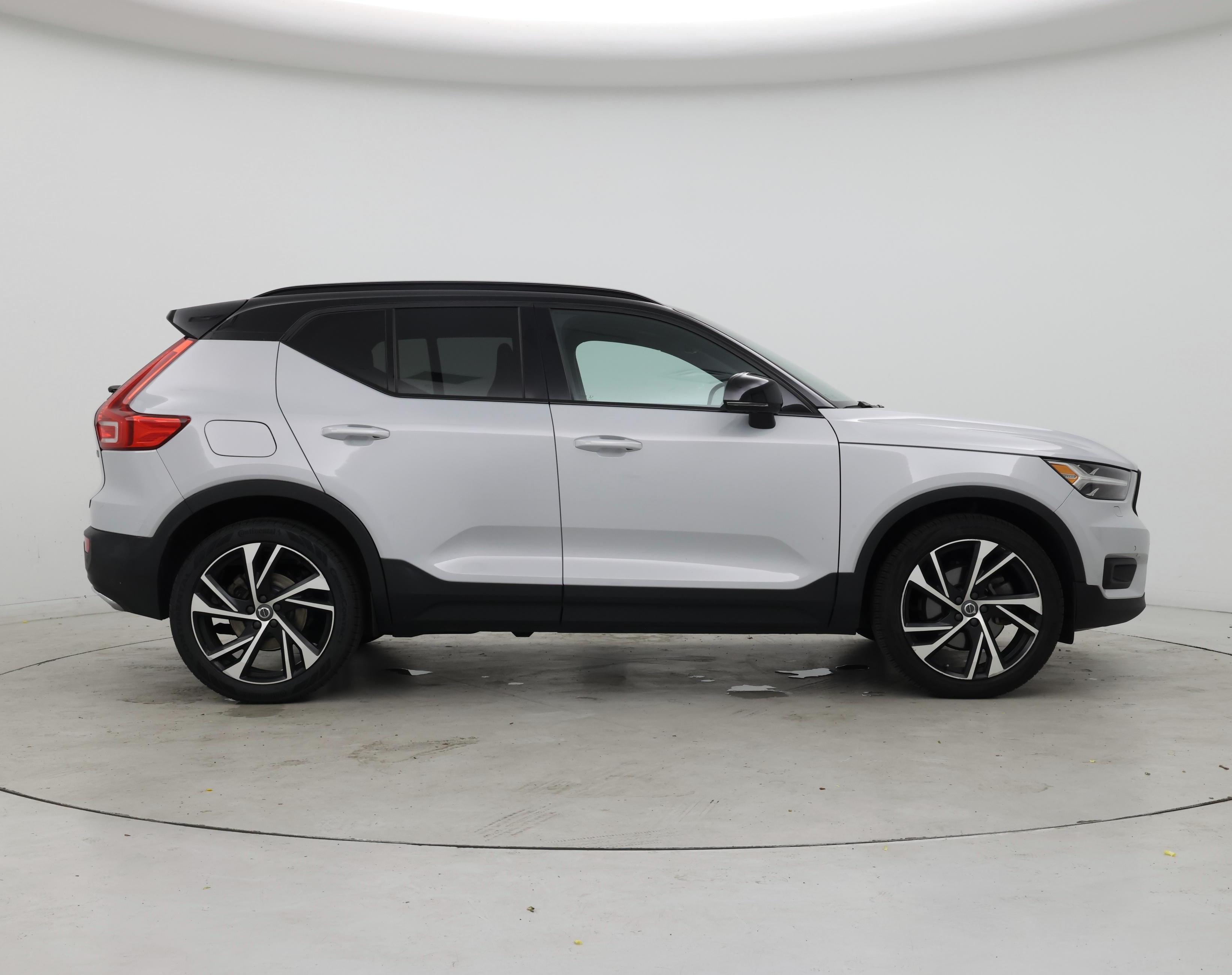 Thumbnail: 2020 Volvo XC40 - 7