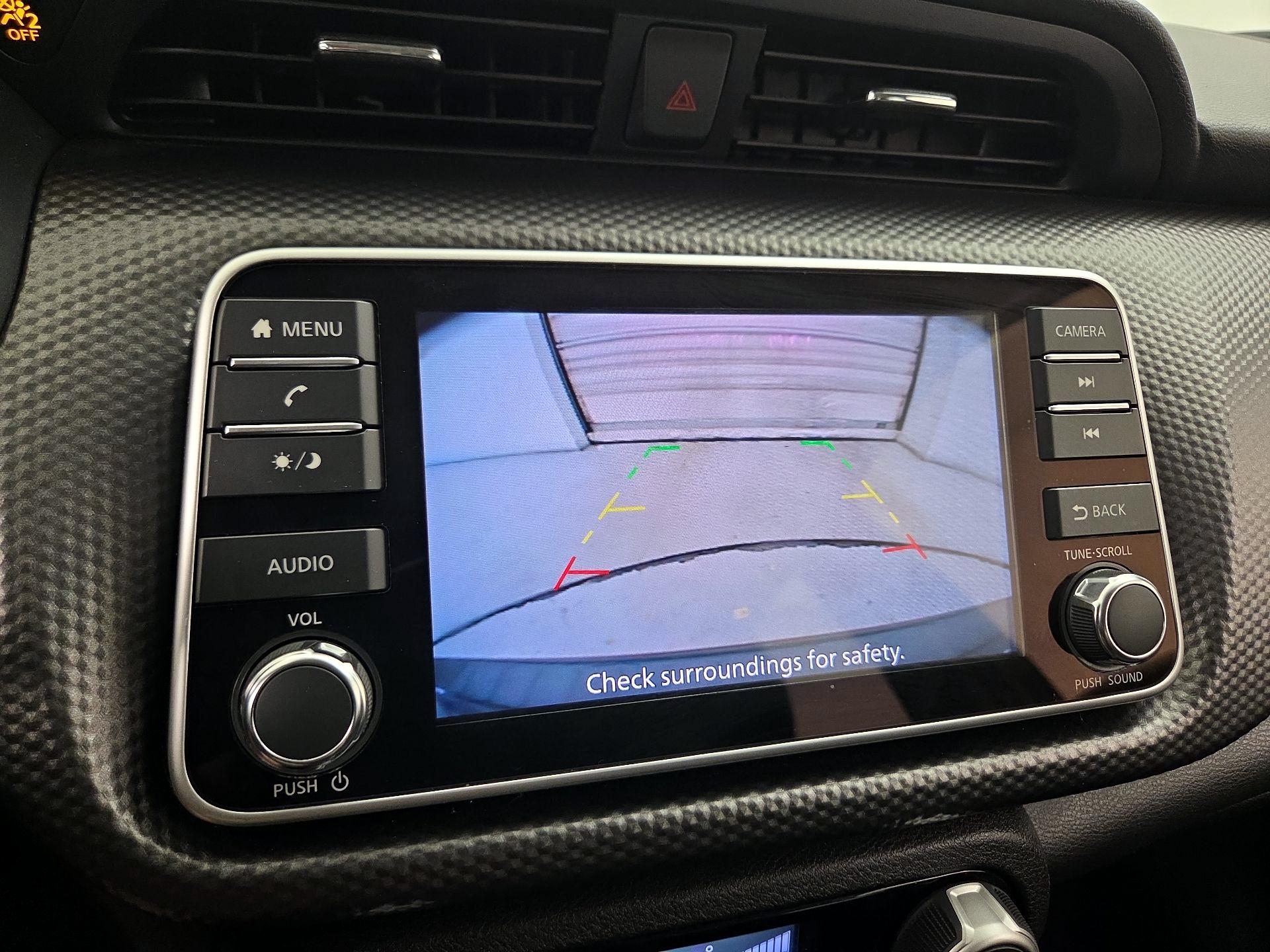 Thumbnail: 2019 Nissan Kicks - 14