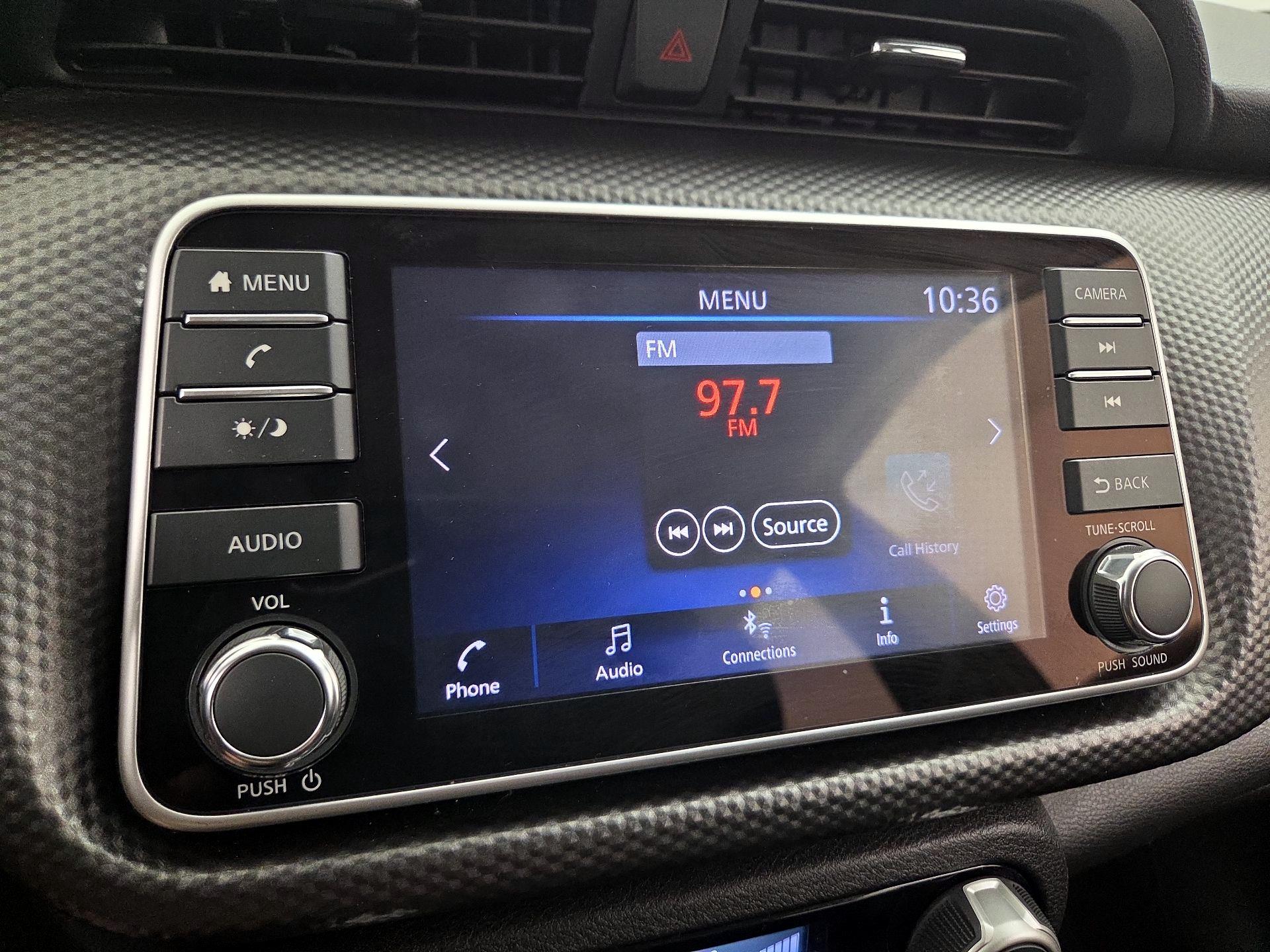 Thumbnail: 2019 Nissan Kicks - 15