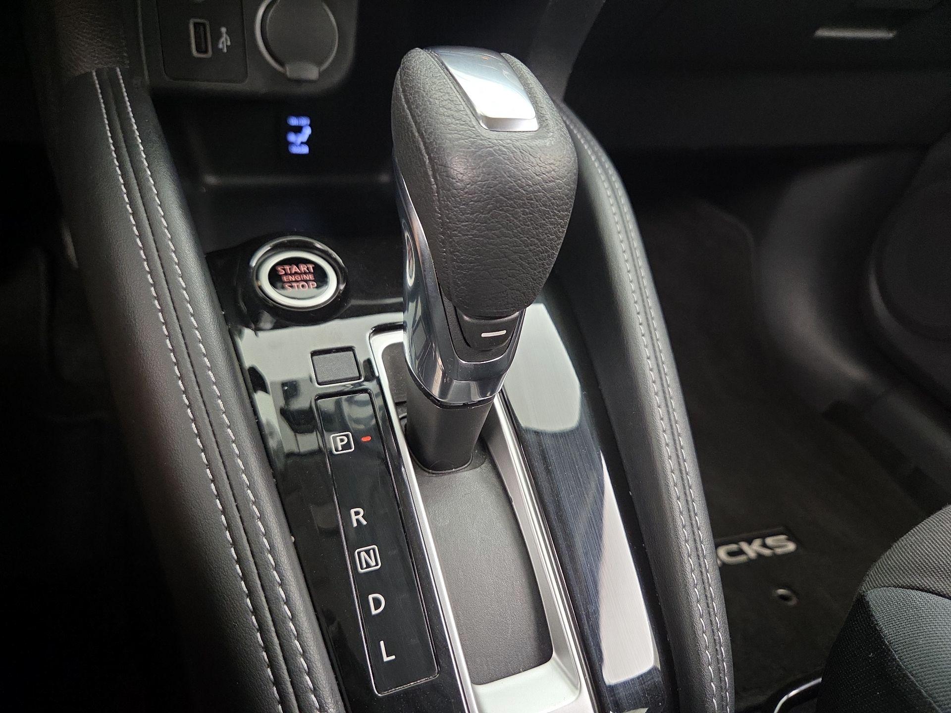 Thumbnail: 2019 Nissan Kicks - 17