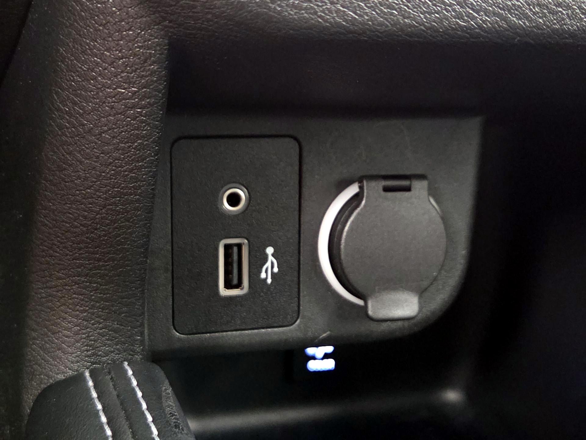 Thumbnail: 2019 Nissan Kicks - 18