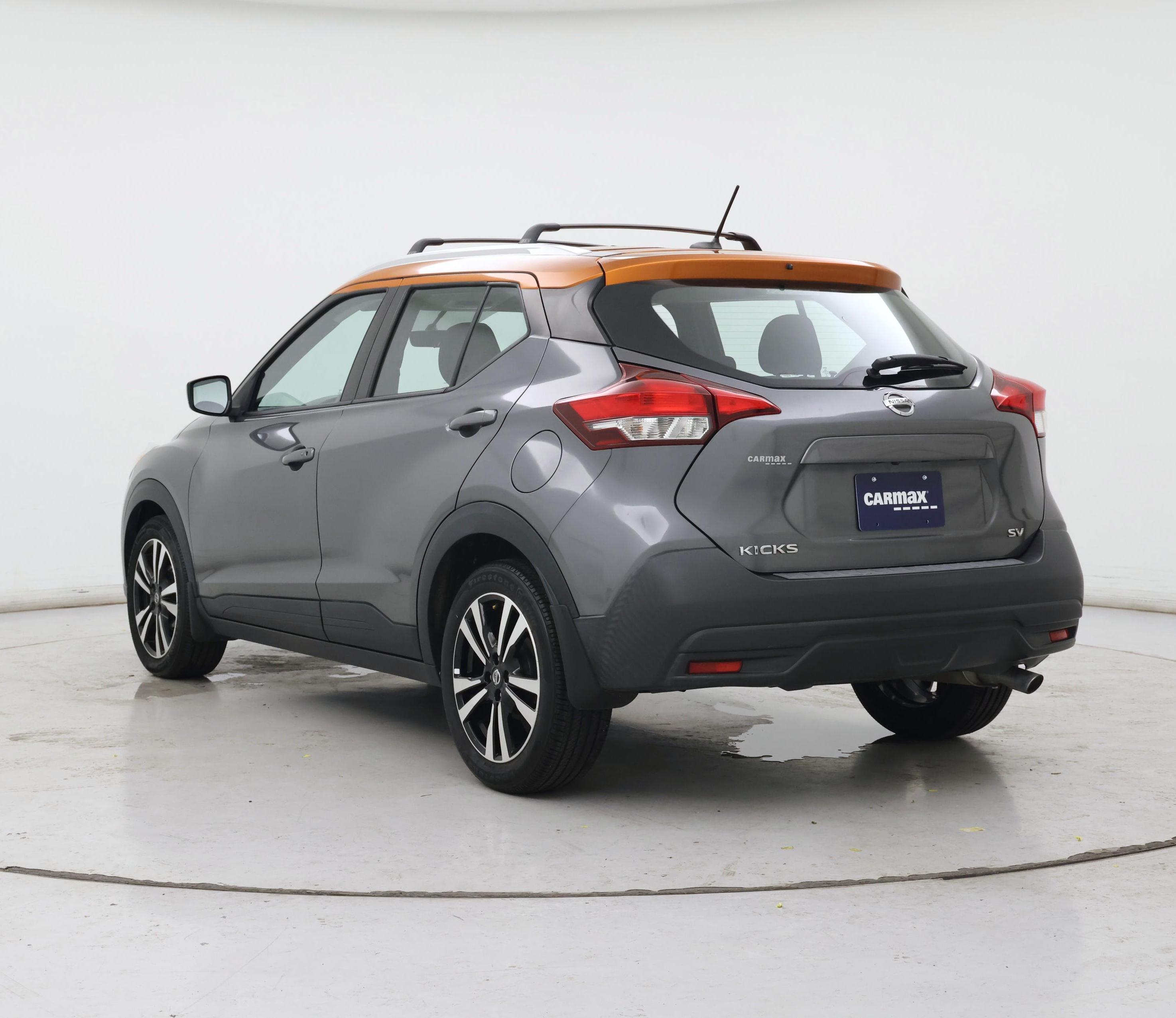 Thumbnail: 2019 Nissan Kicks - 2