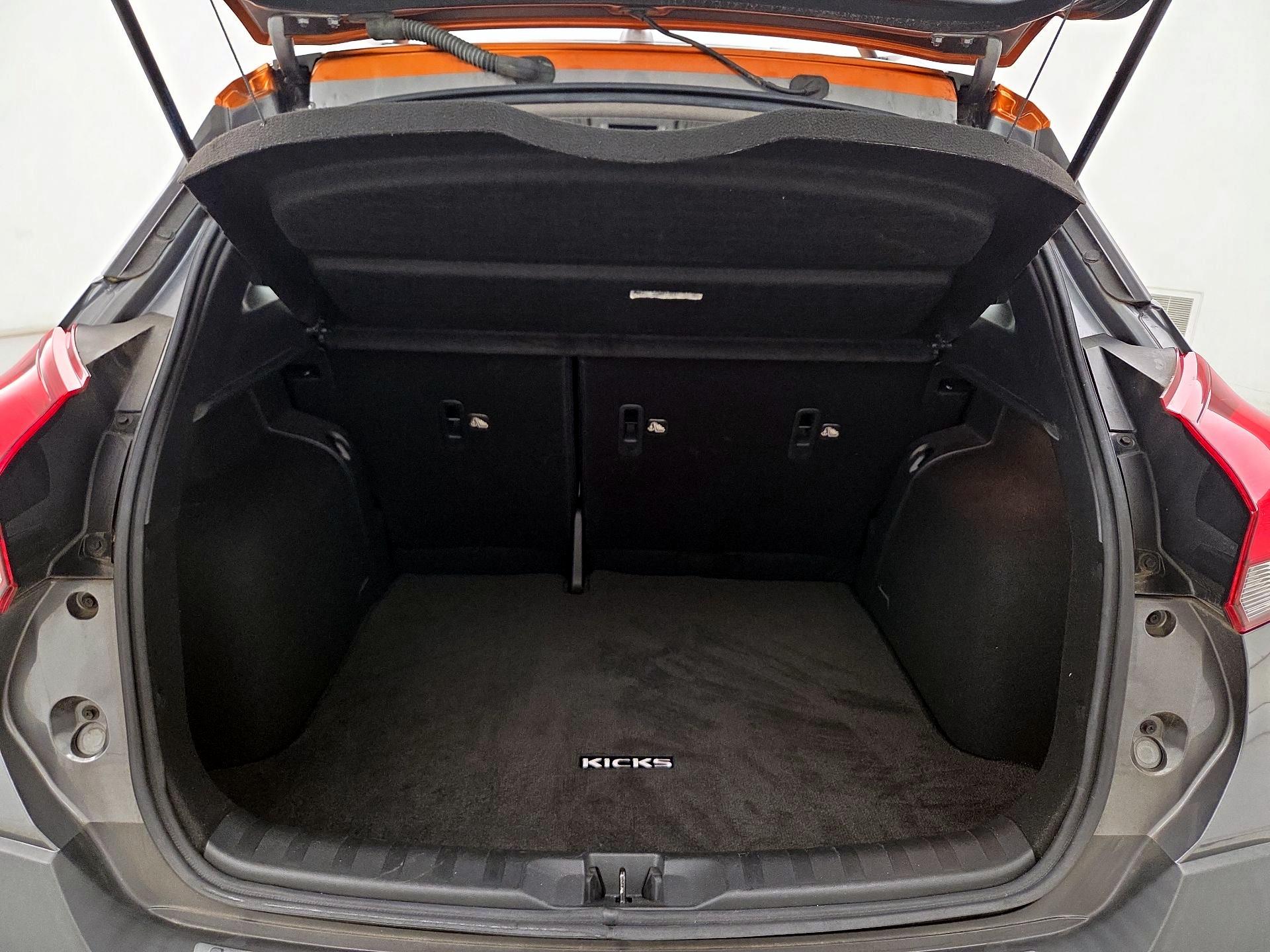 Thumbnail: 2019 Nissan Kicks - 20