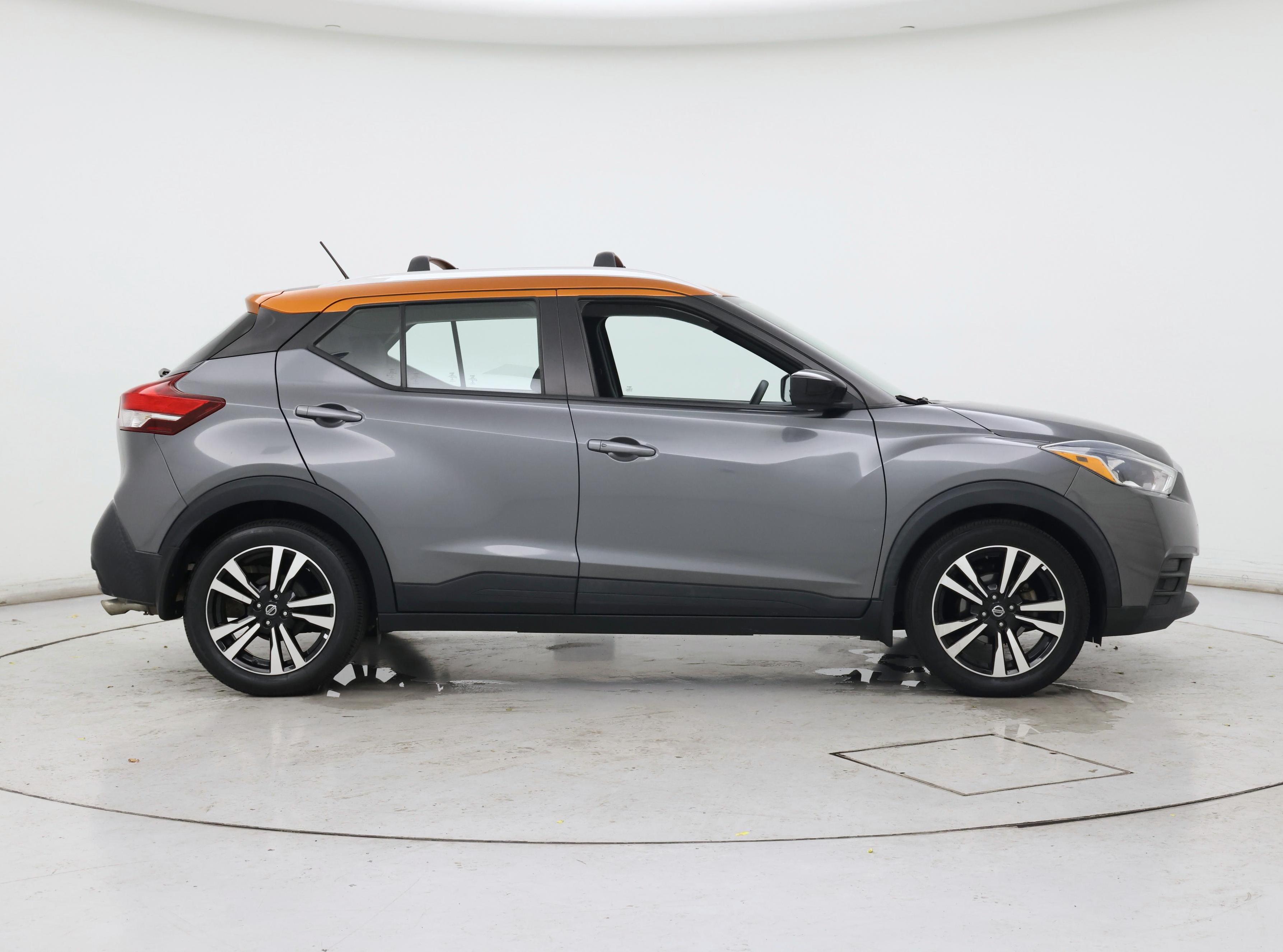 Thumbnail: 2019 Nissan Kicks - 7