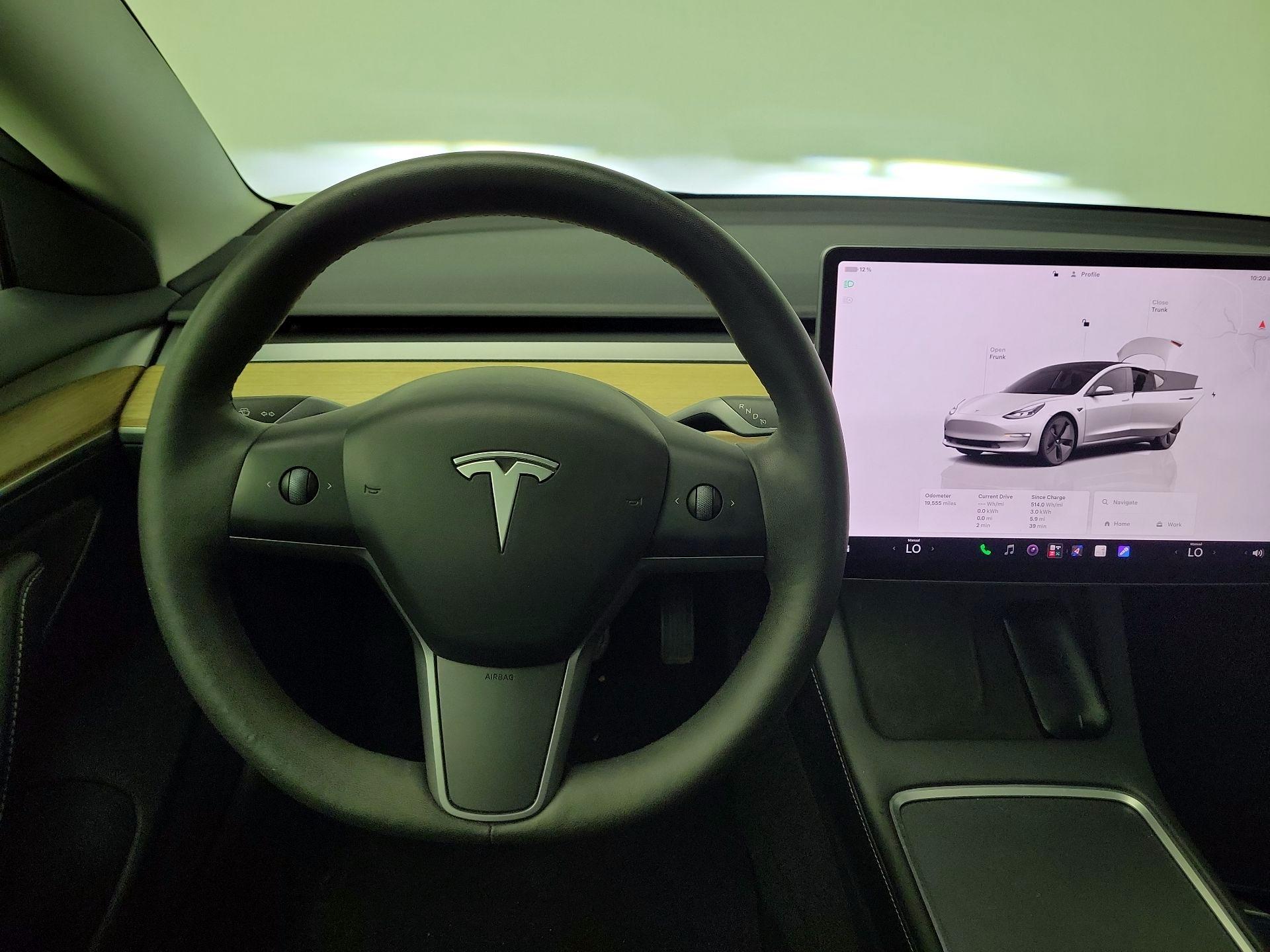 Thumbnail: 2023 Tesla Model 3 - 10
