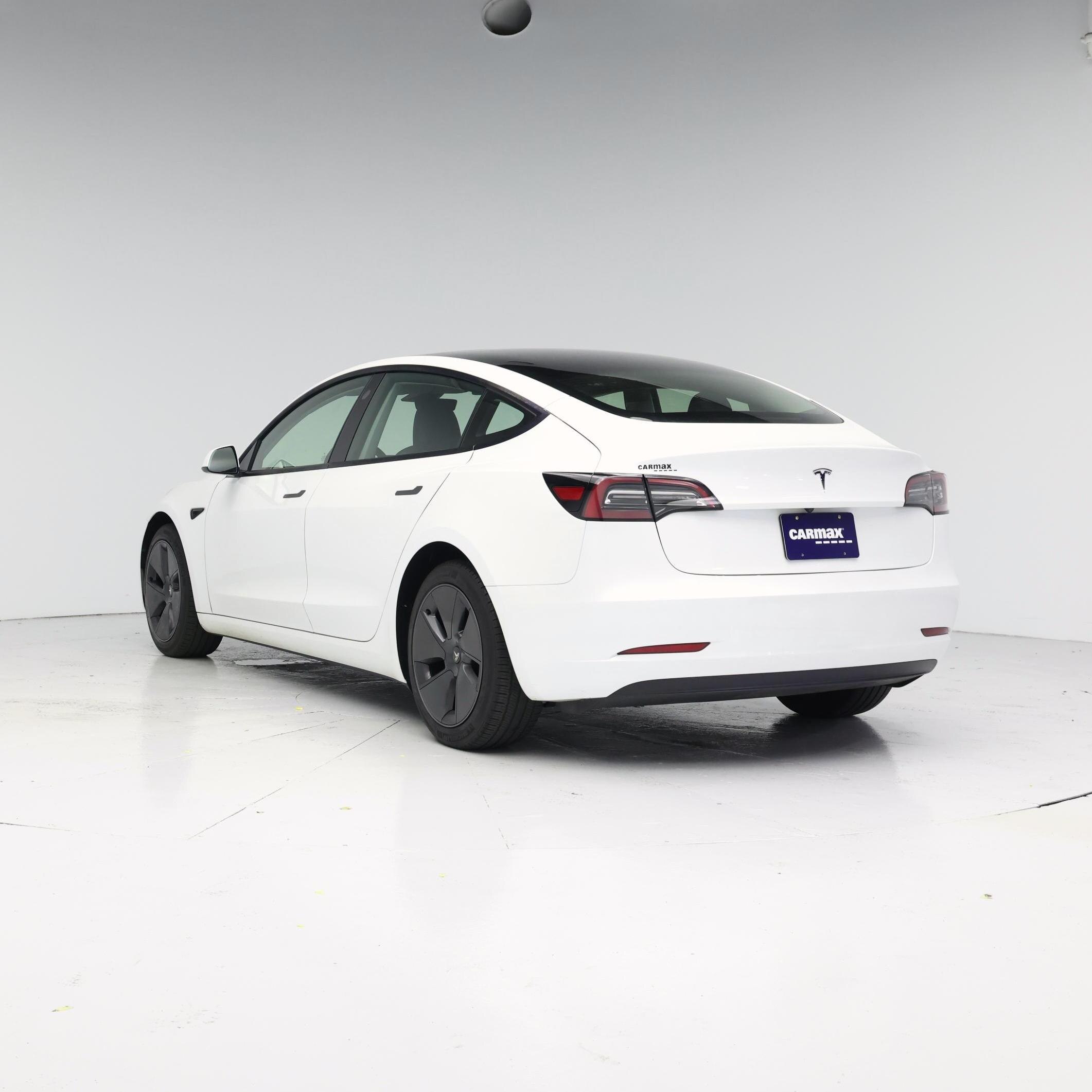 Thumbnail: 2023 Tesla Model 3 - 2