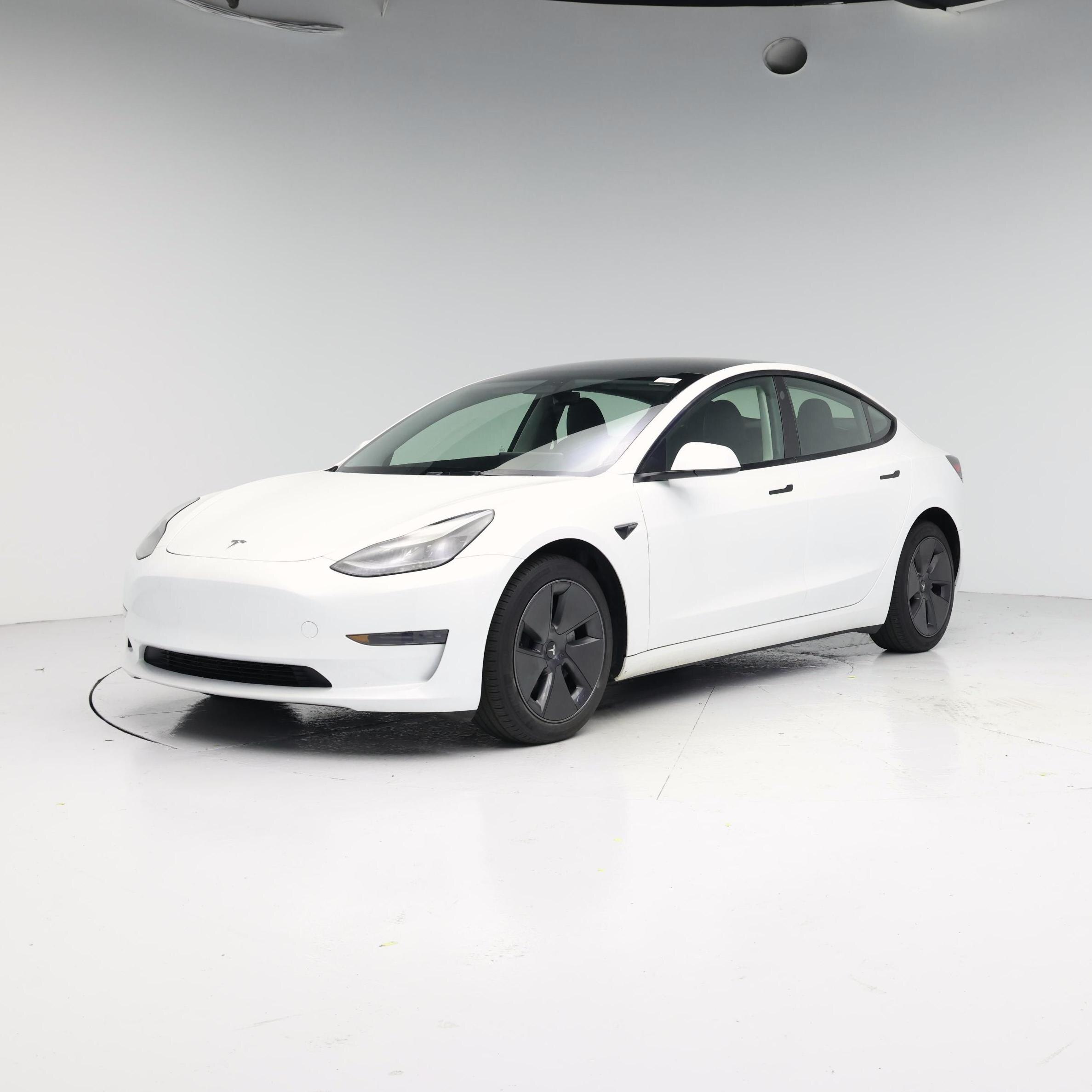 Thumbnail: 2023 Tesla Model 3 - 4