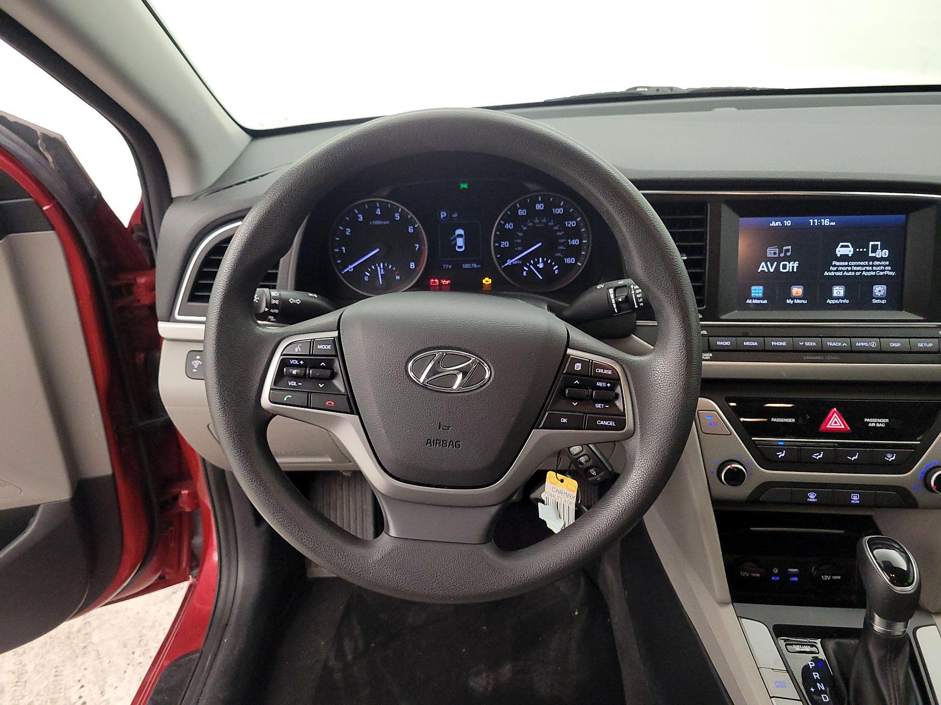Thumbnail: 2018 Hyundai Elantra - 10