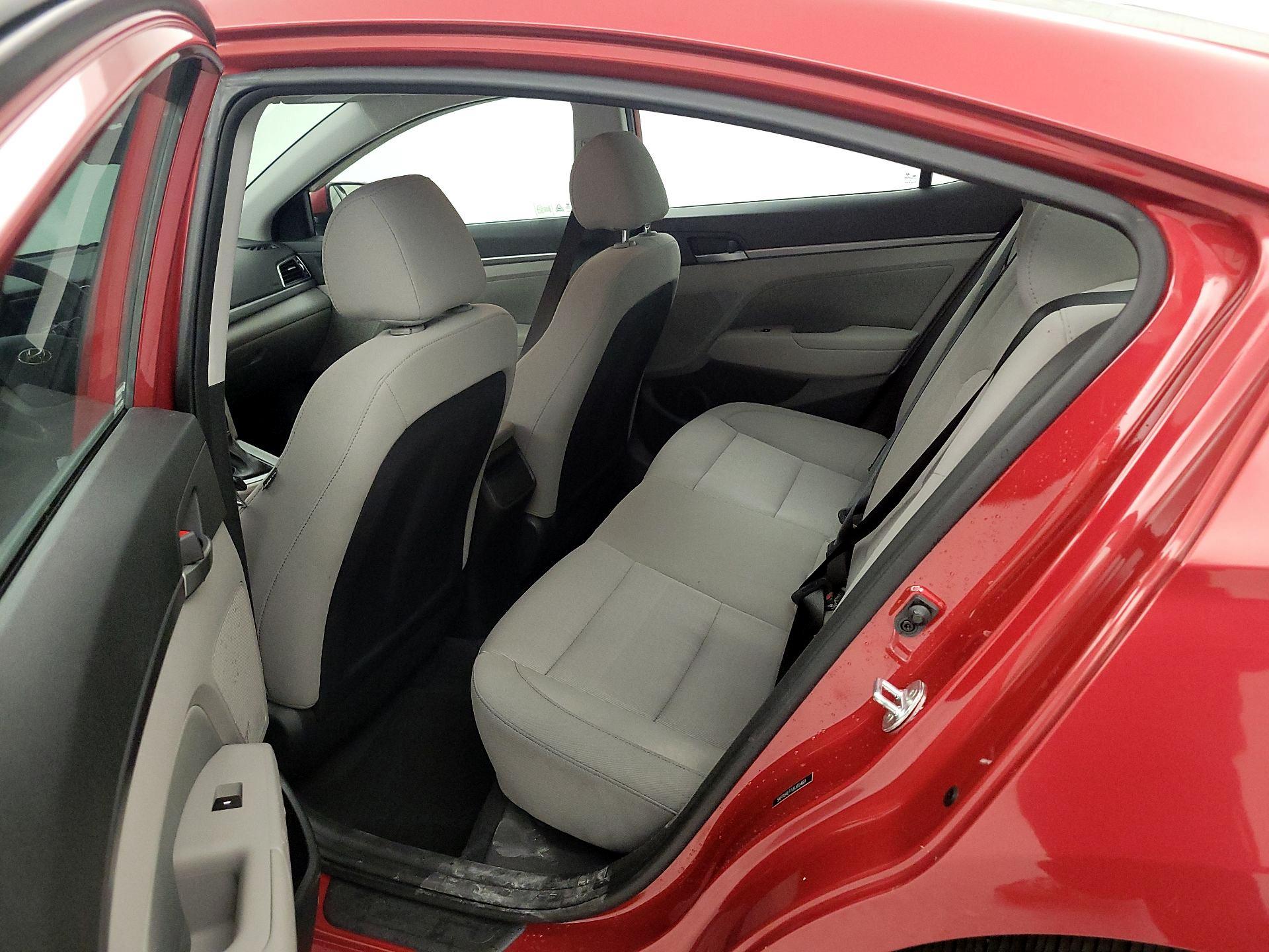 Thumbnail: 2018 Hyundai Elantra - 19