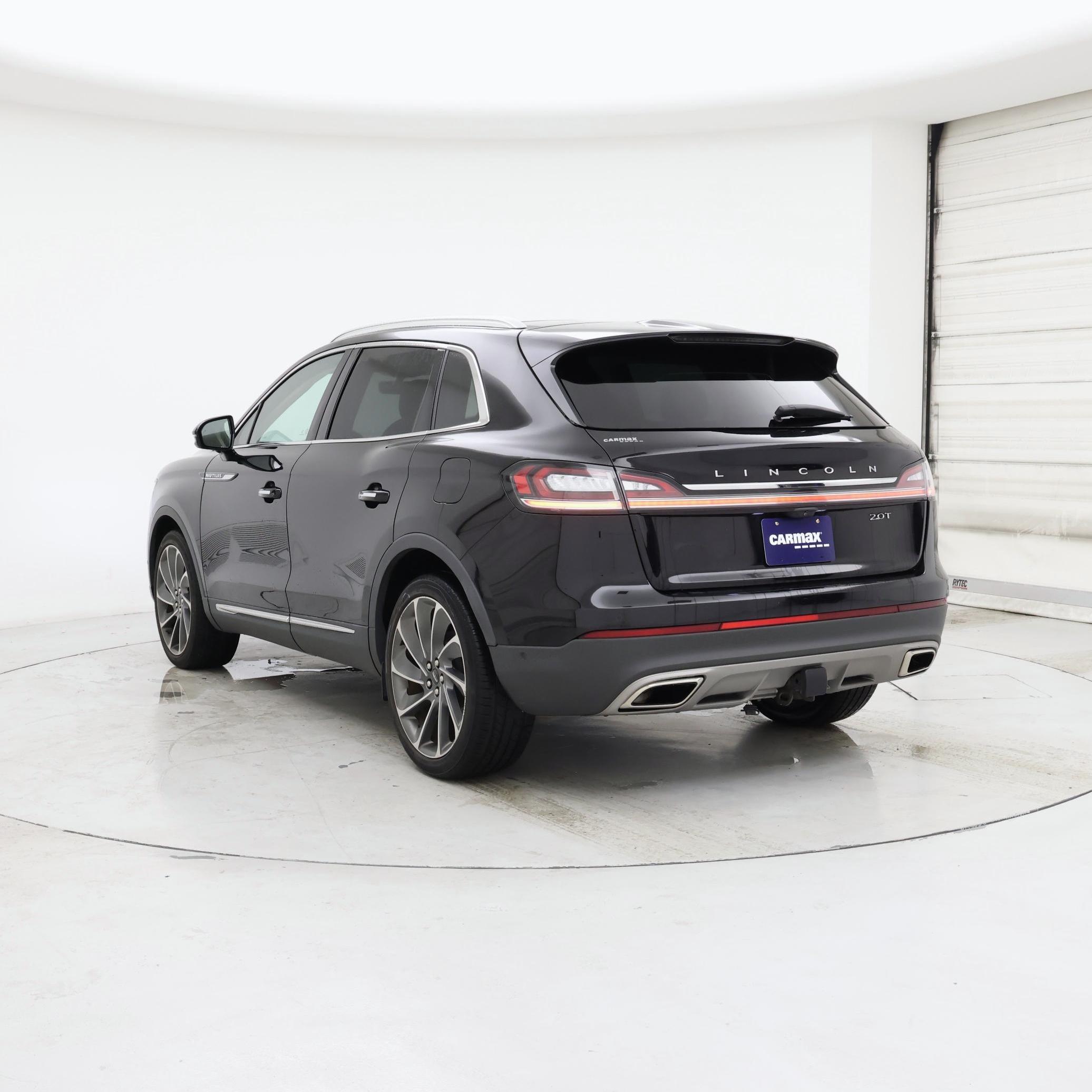 Thumbnail: 2020 Lincoln Nautilus - 2