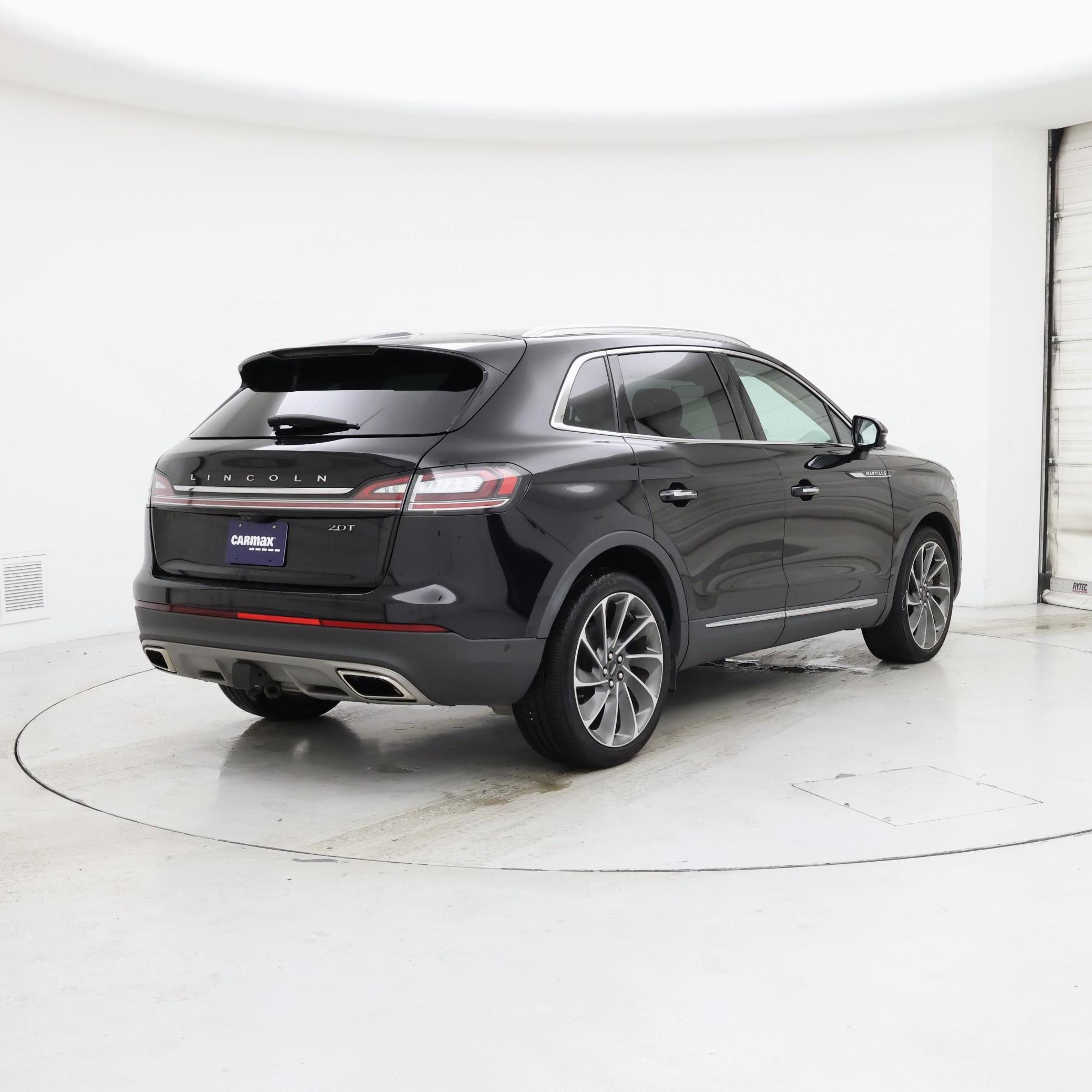 Thumbnail: 2020 Lincoln Nautilus - 8
