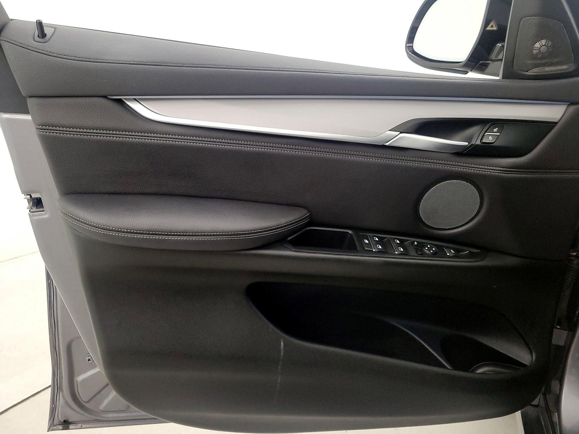 Thumbnail: 2018 BMW X6 - 12