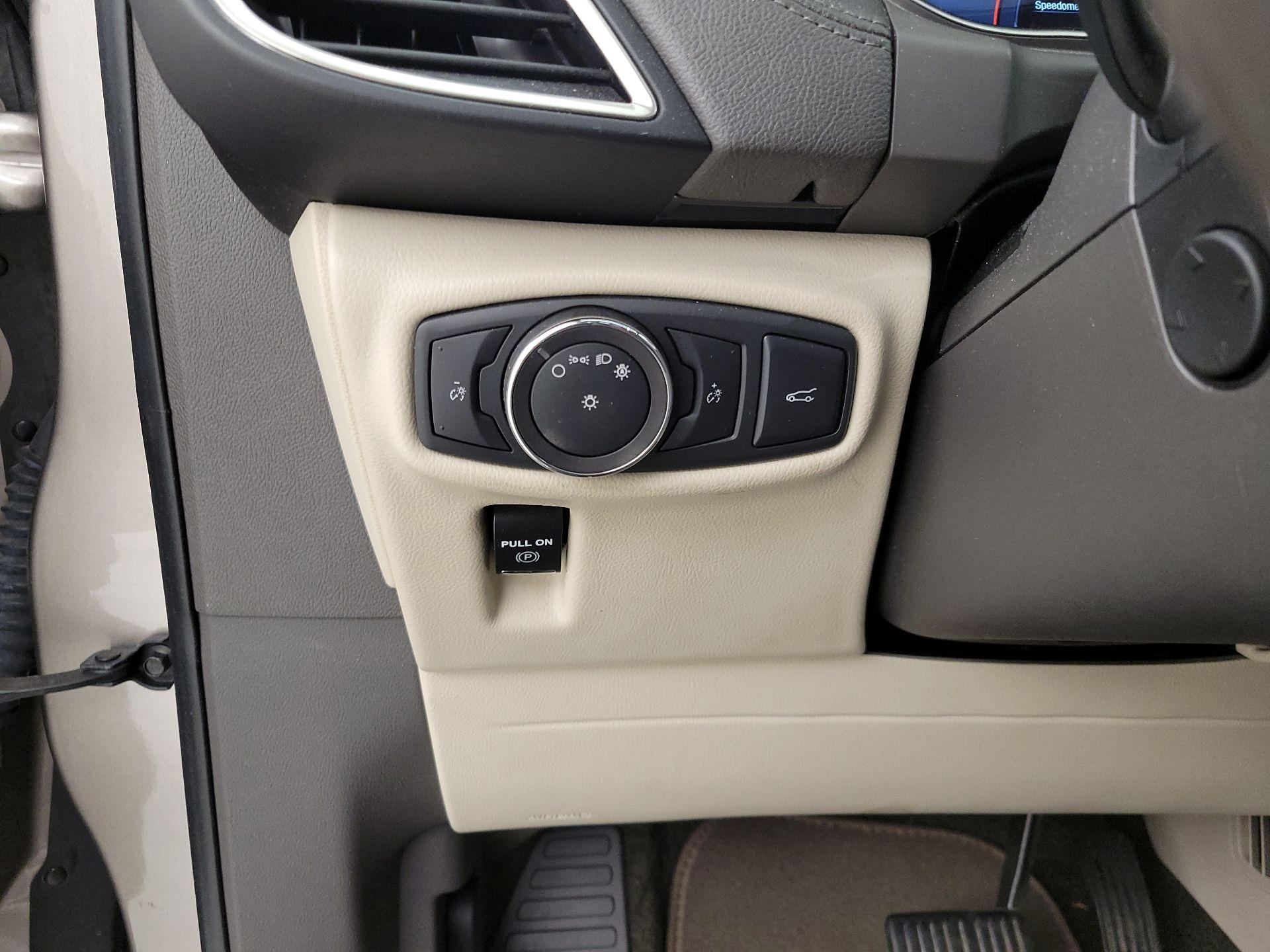 Thumbnail: 2018 Lincoln MKX - 13