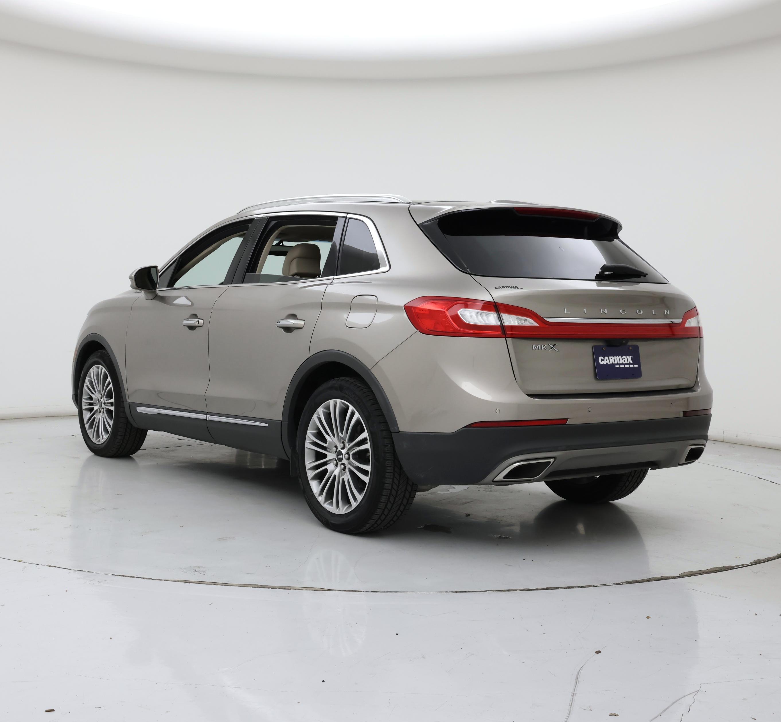 Thumbnail: 2018 Lincoln MKX - 2