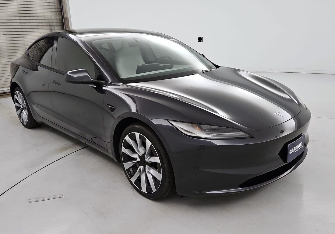 2024 Tesla Model 3 Long Range Rear-Wheel Drive in Gray — CarMax photo