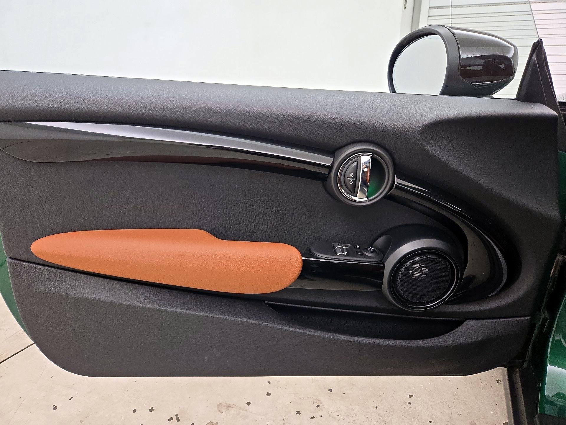 Thumbnail: 2021 MINI Cooper Hardtop - 12
