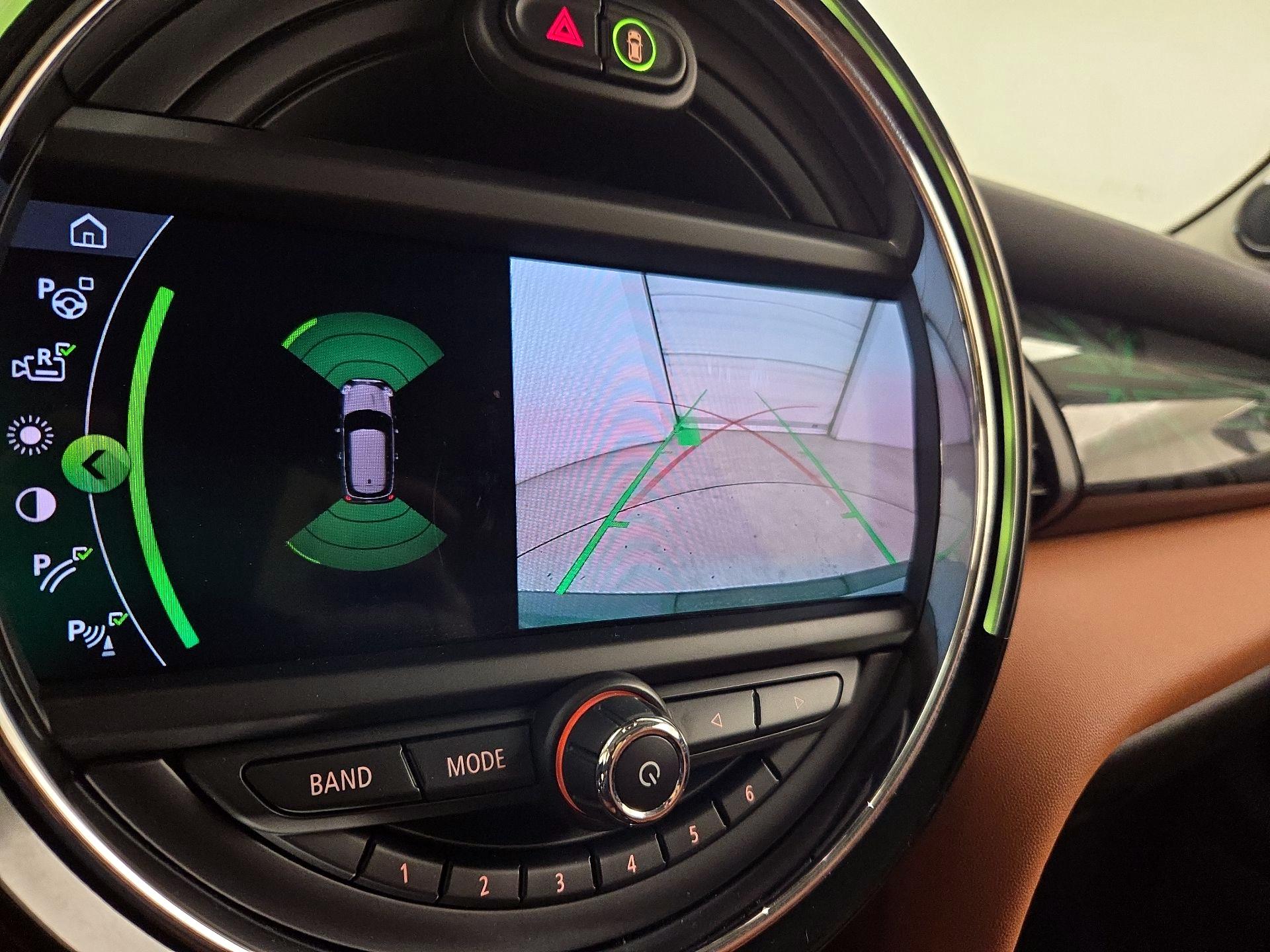 Thumbnail: 2021 MINI Cooper Hardtop - 13