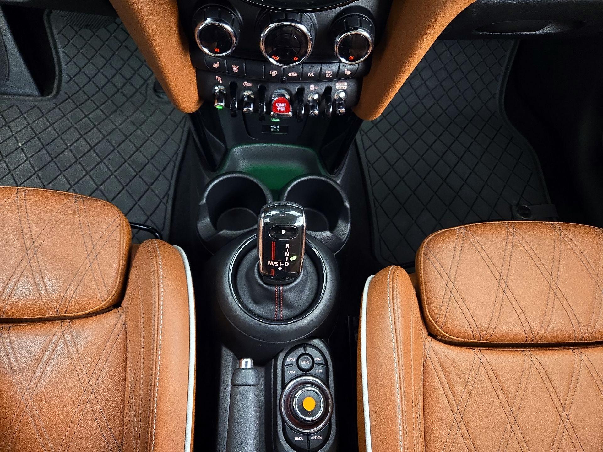 Thumbnail: 2021 MINI Cooper Hardtop - 16
