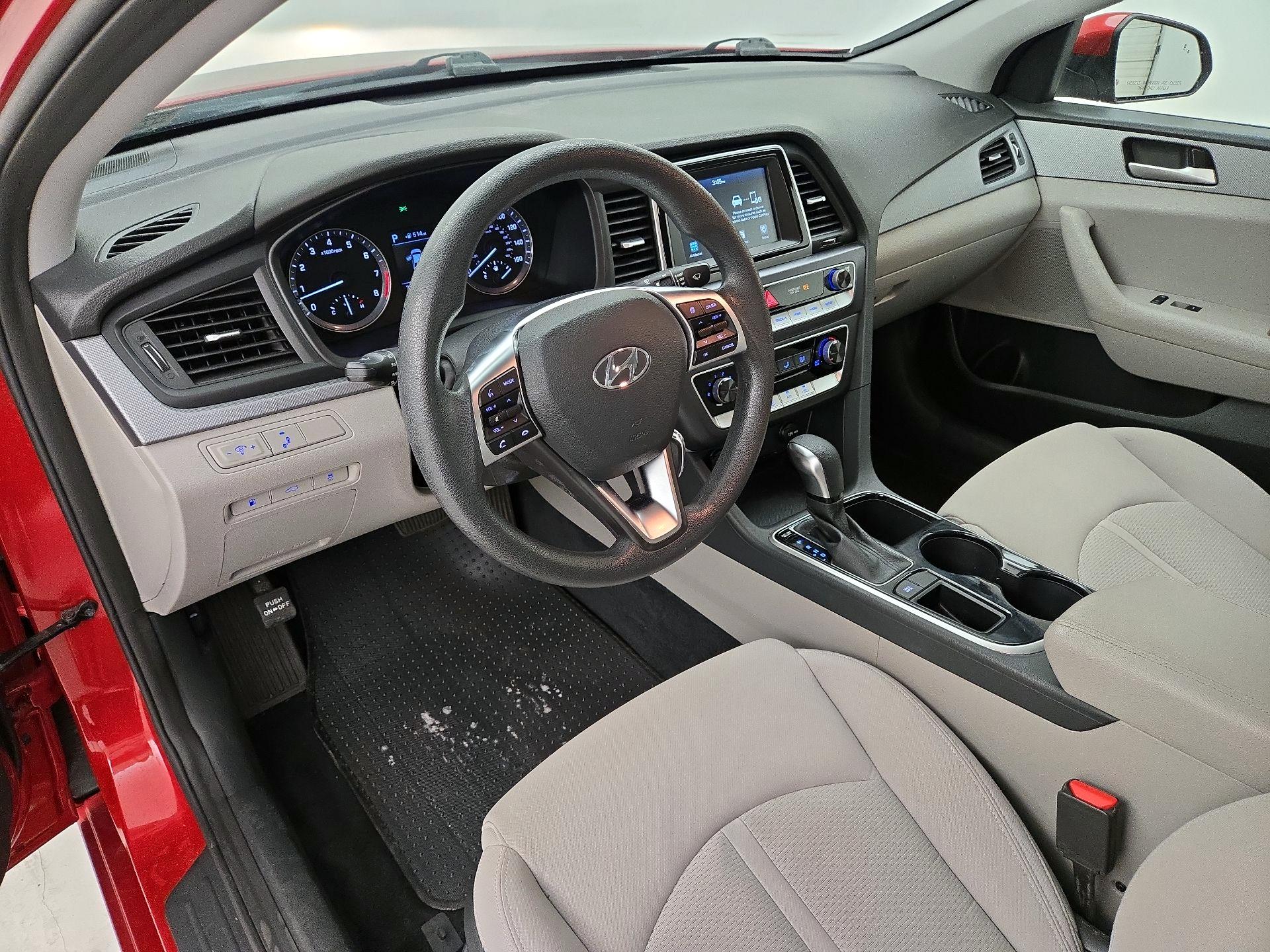 Thumbnail: 2019 Hyundai Sonata - 11