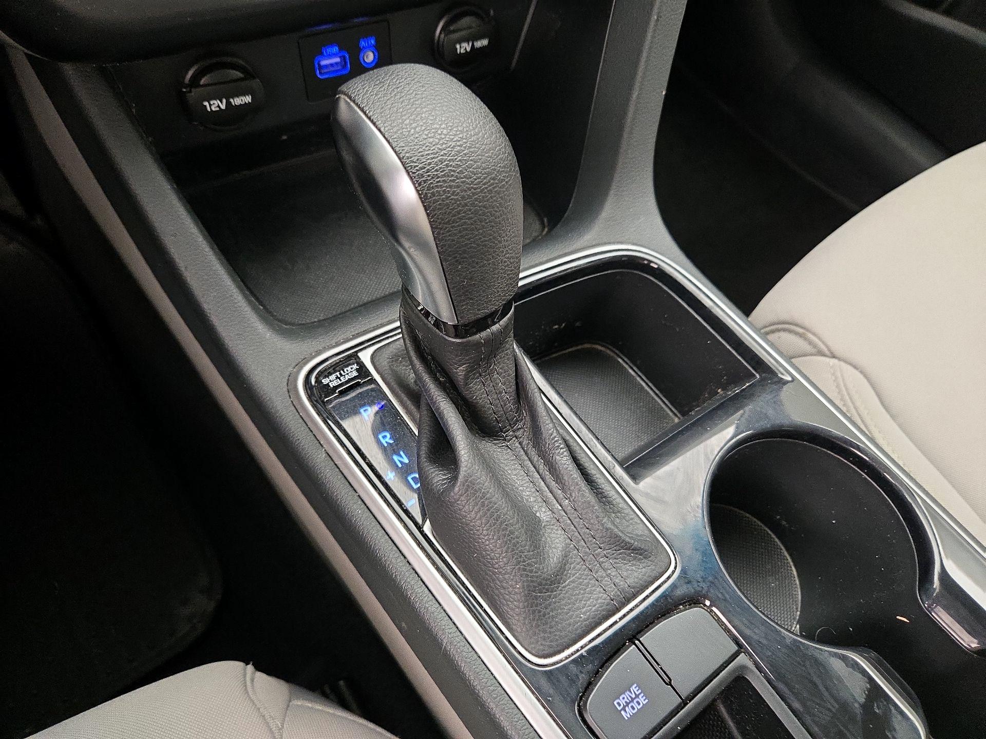 Thumbnail: 2019 Hyundai Sonata - 17