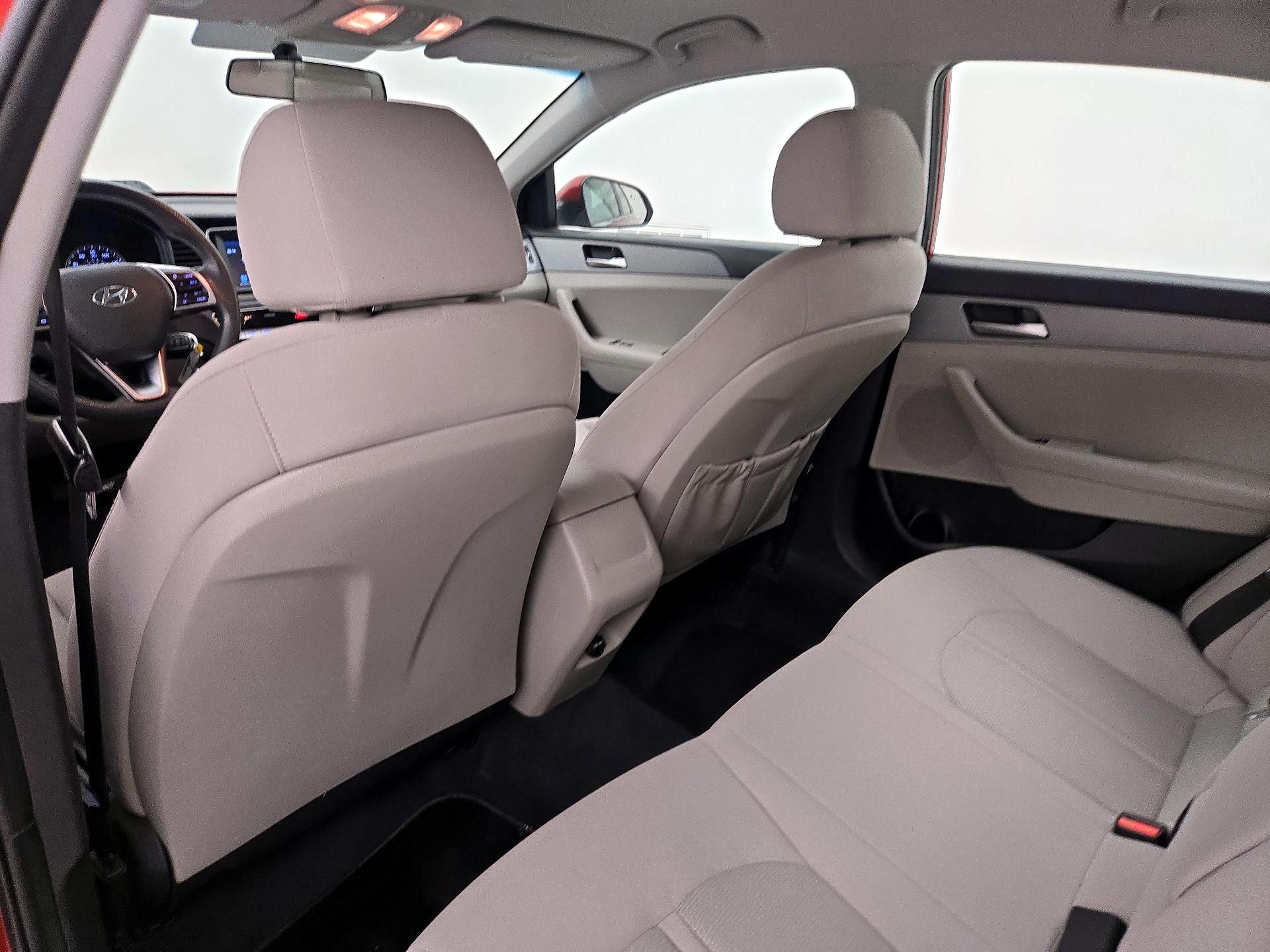 Thumbnail: 2019 Hyundai Sonata - 19