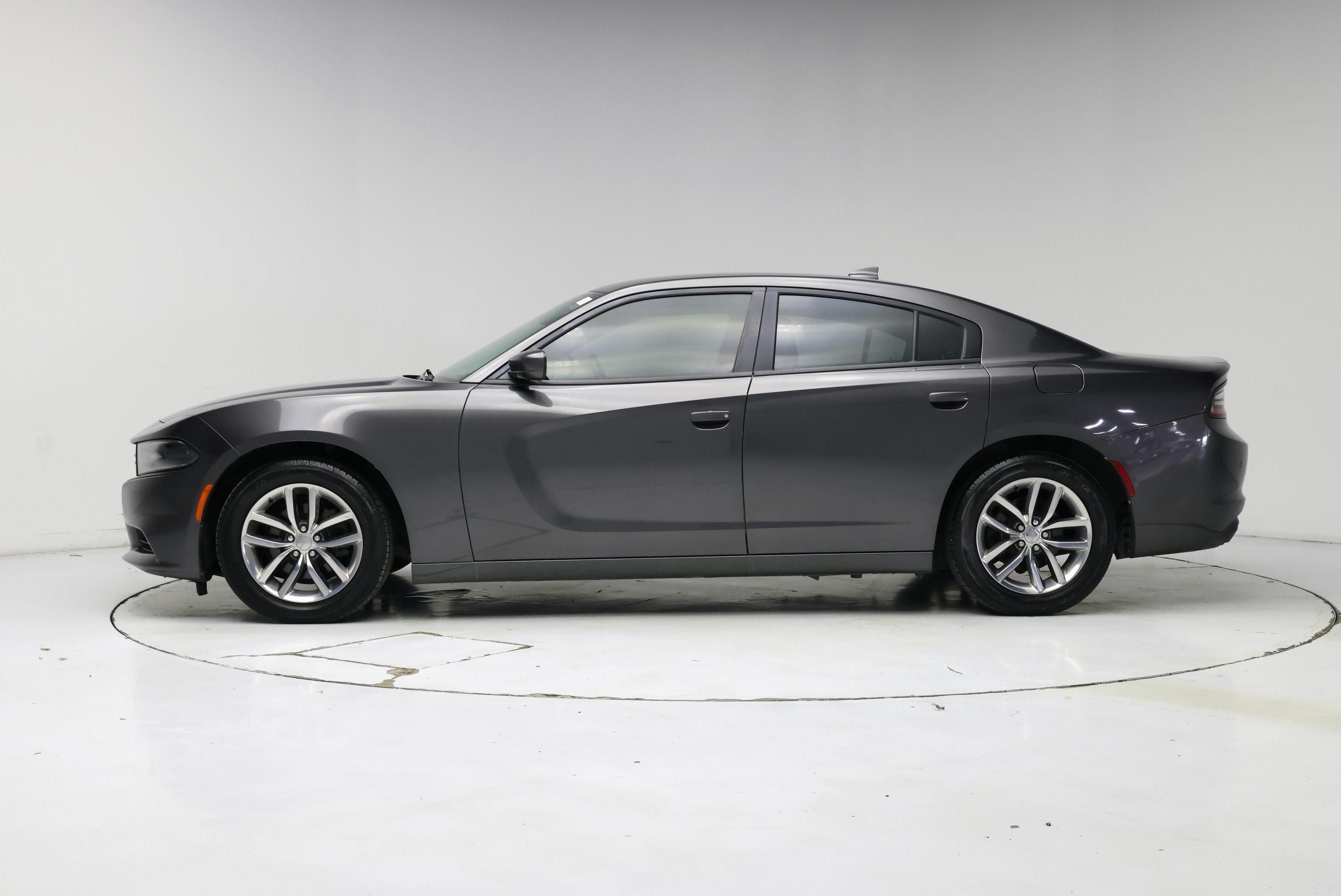 Thumbnail: 2016 Dodge Charger - 3