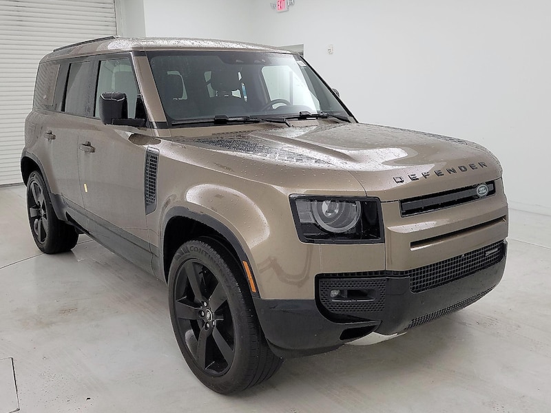 2023 Land Rover Defender 110 X-Dynamic SE