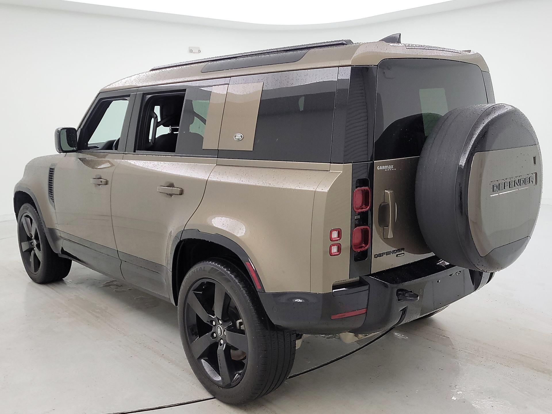 Thumbnail: 2023 Land Rover Defender - 7