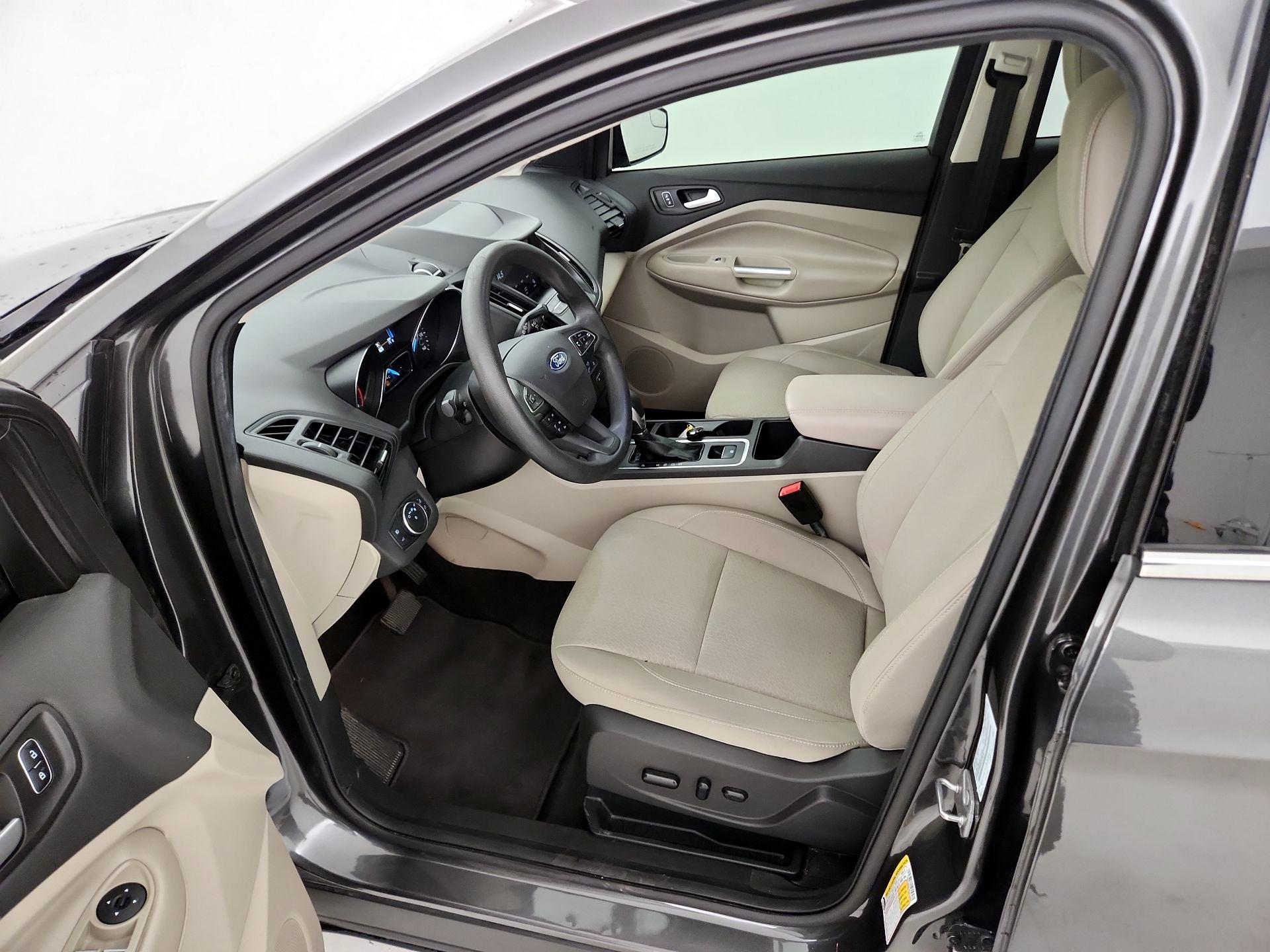 Thumbnail: 2019 Ford Escape - 9