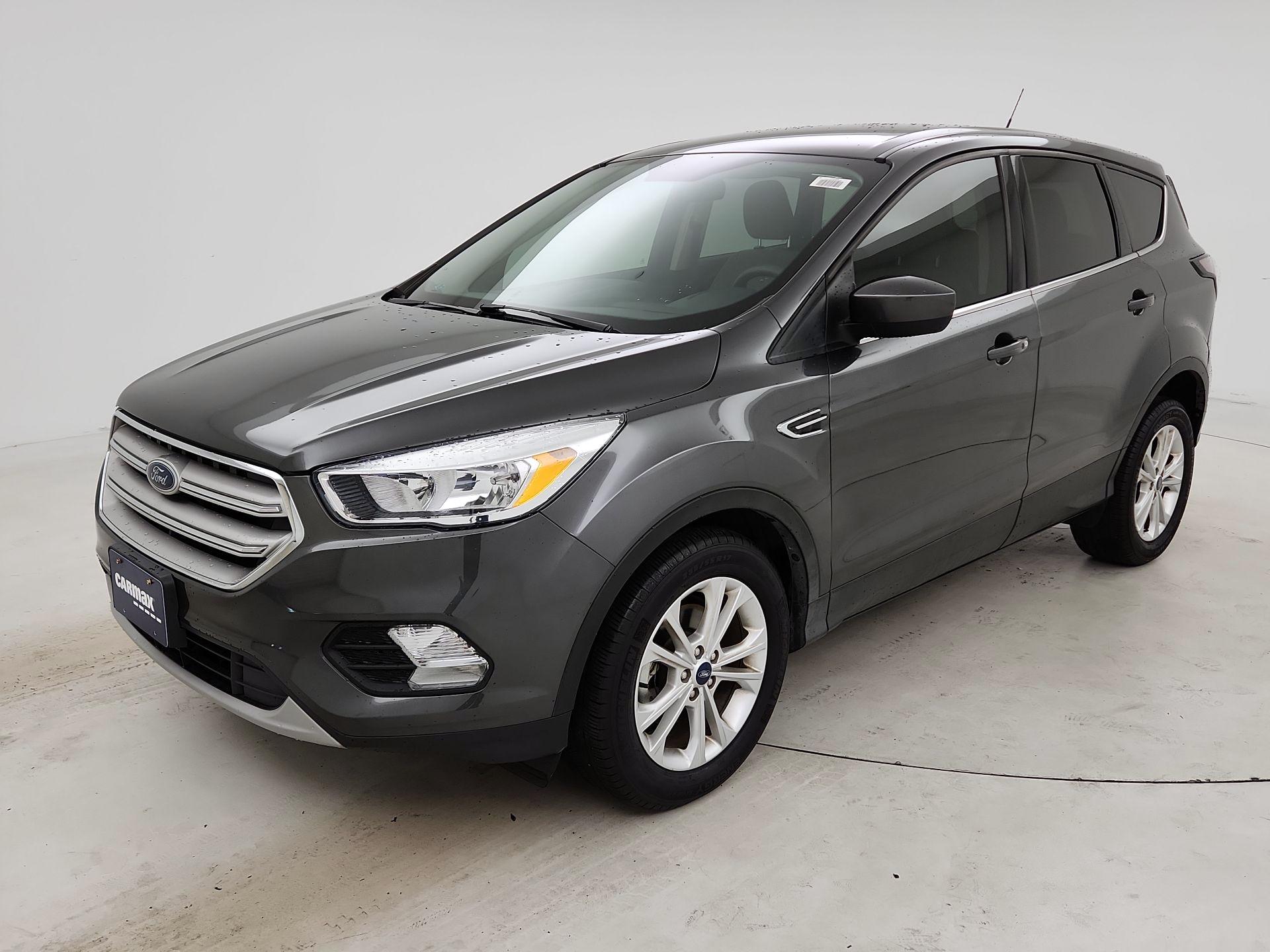 Thumbnail: 2019 Ford Escape - 3