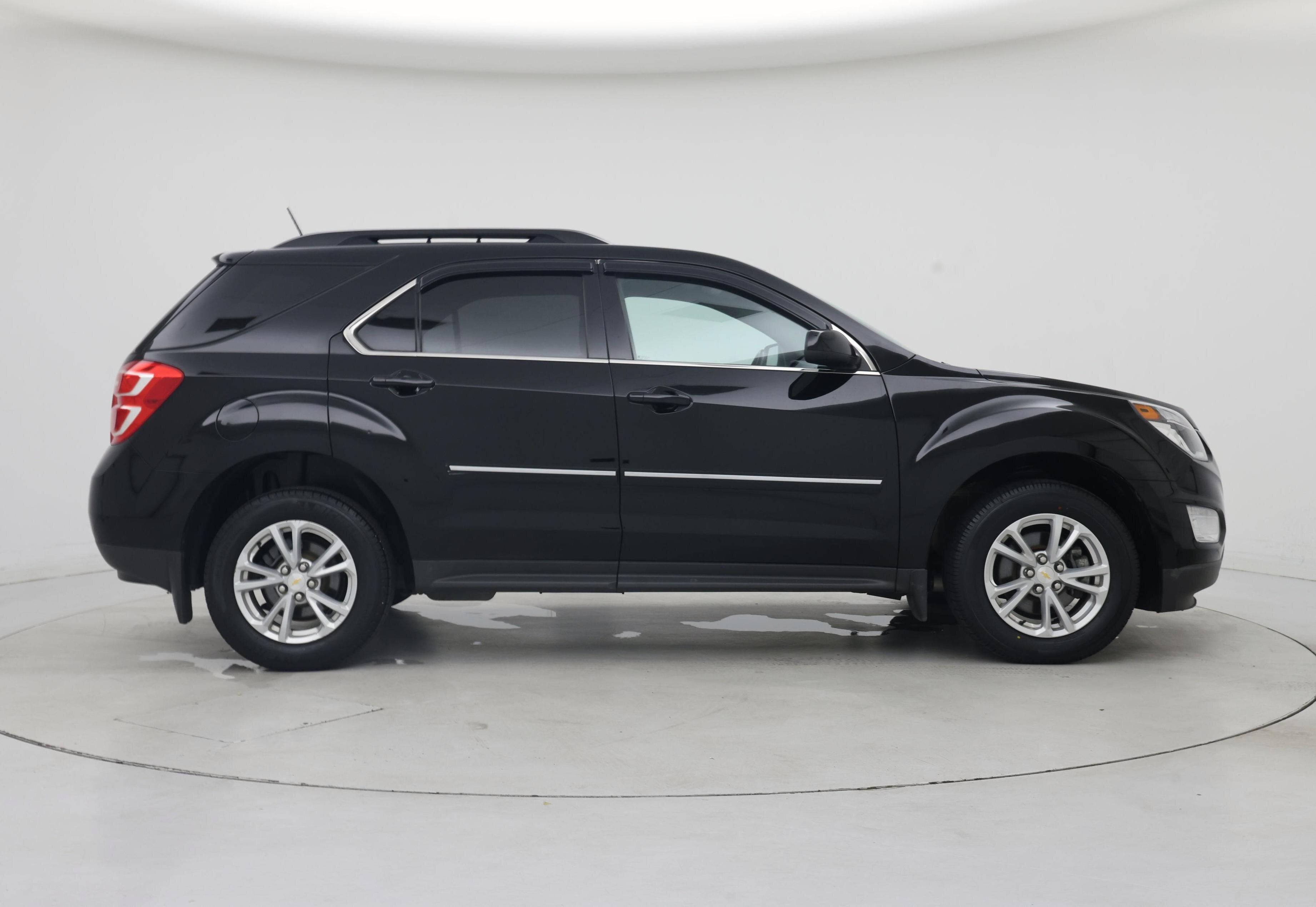 Thumbnail: 2017 Chevrolet Equinox - 7