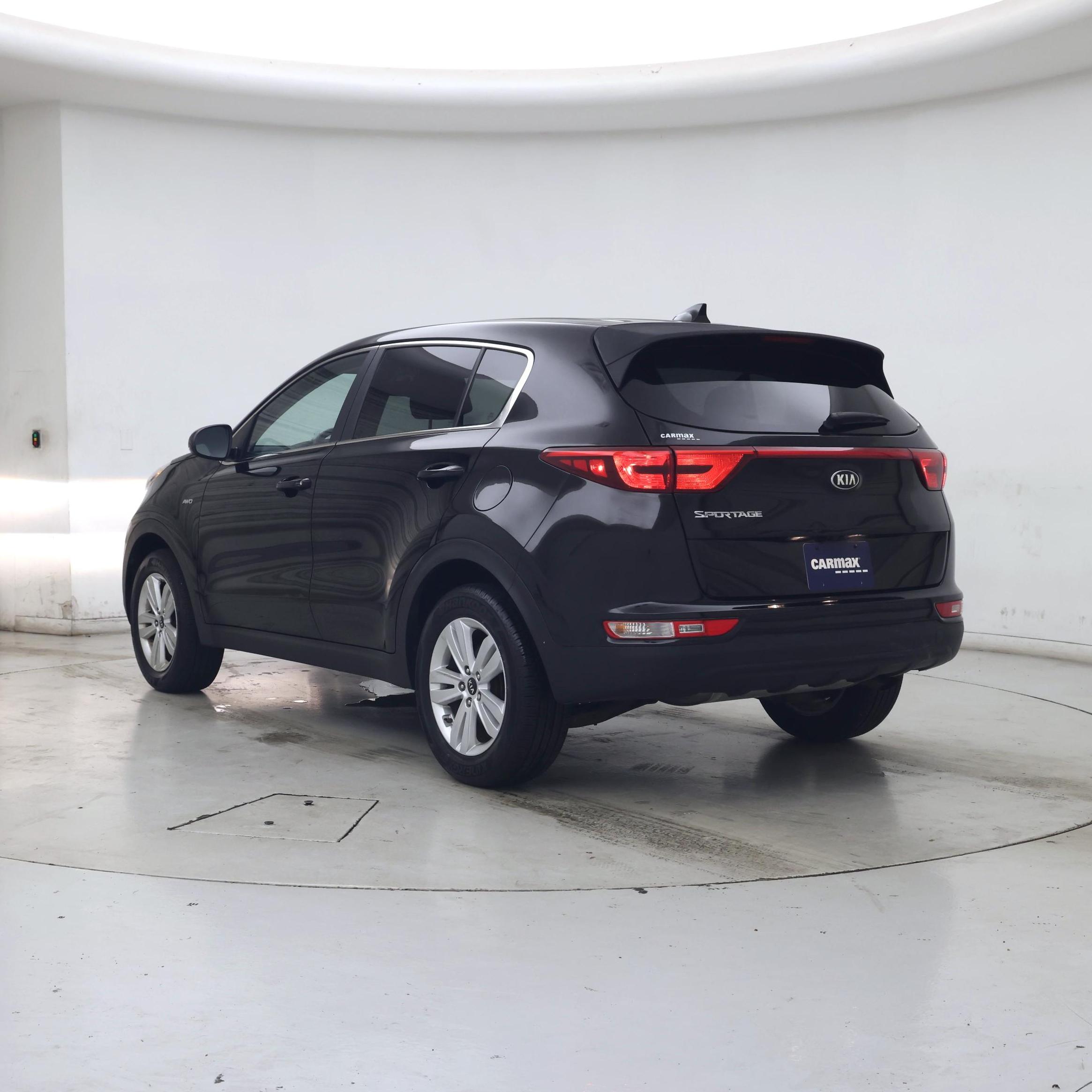 Thumbnail: 2019 Kia Sportage - 2
